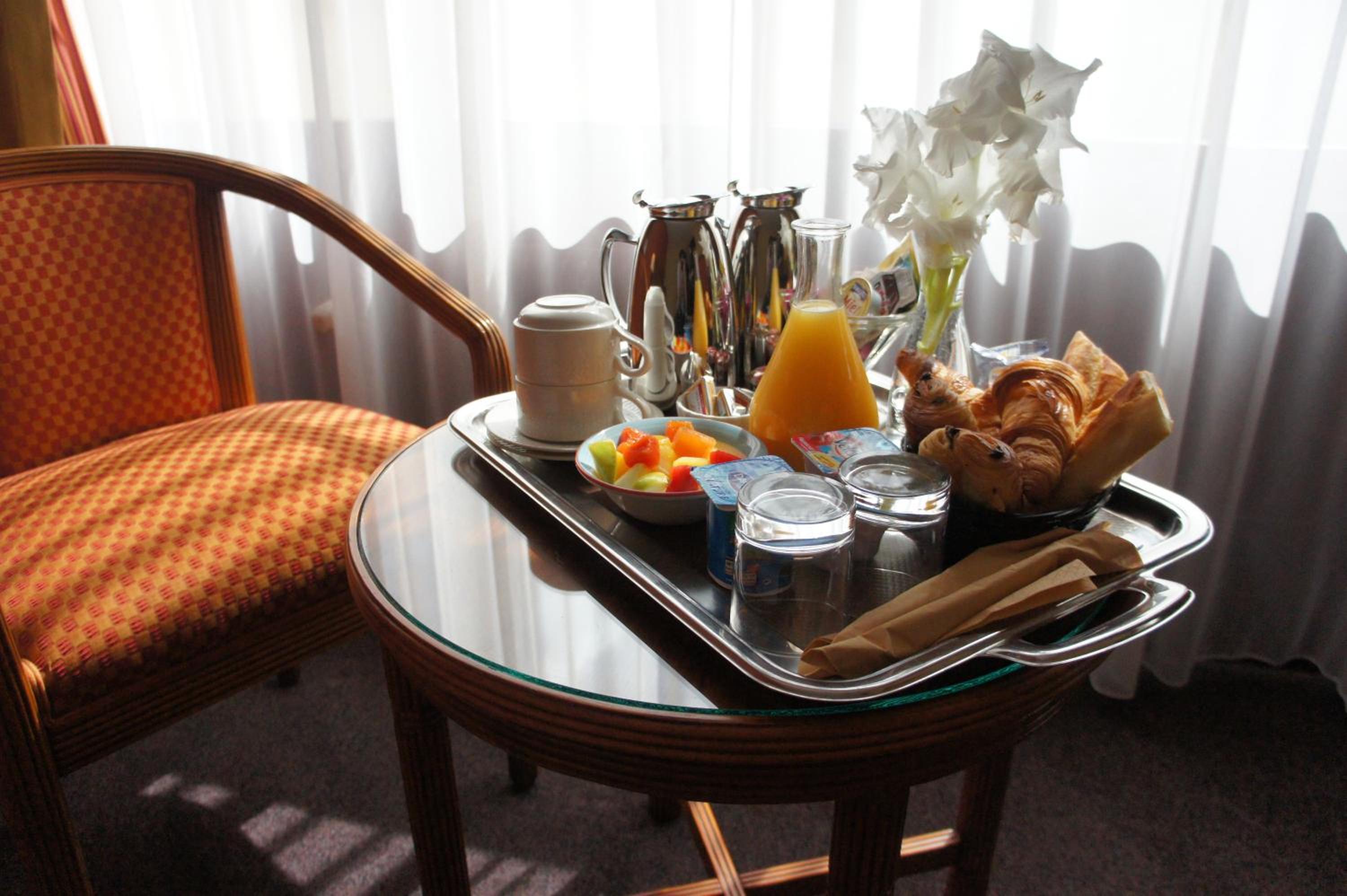 Standard Double Room - Photo 4