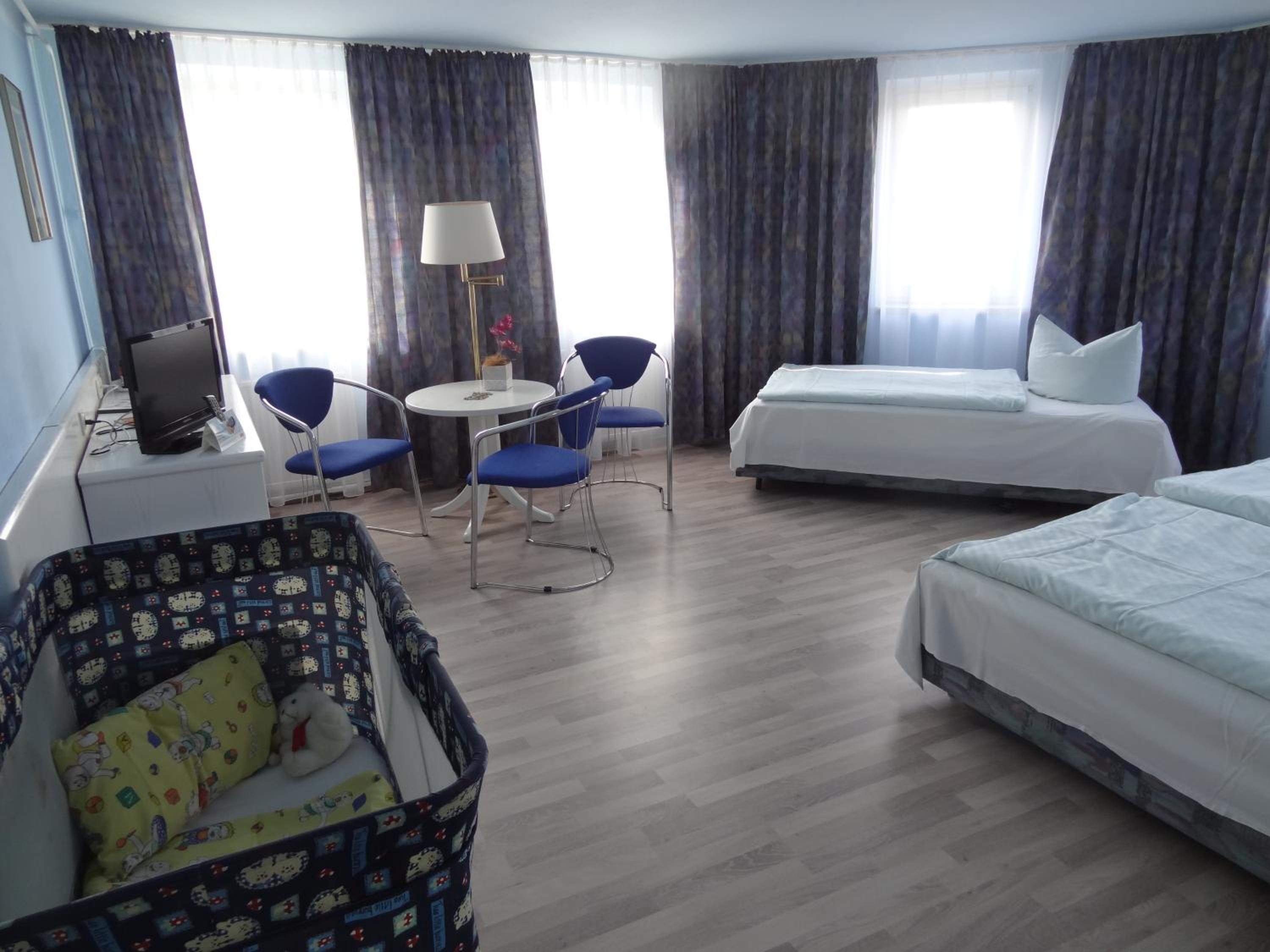 Triple Room - Photo 2