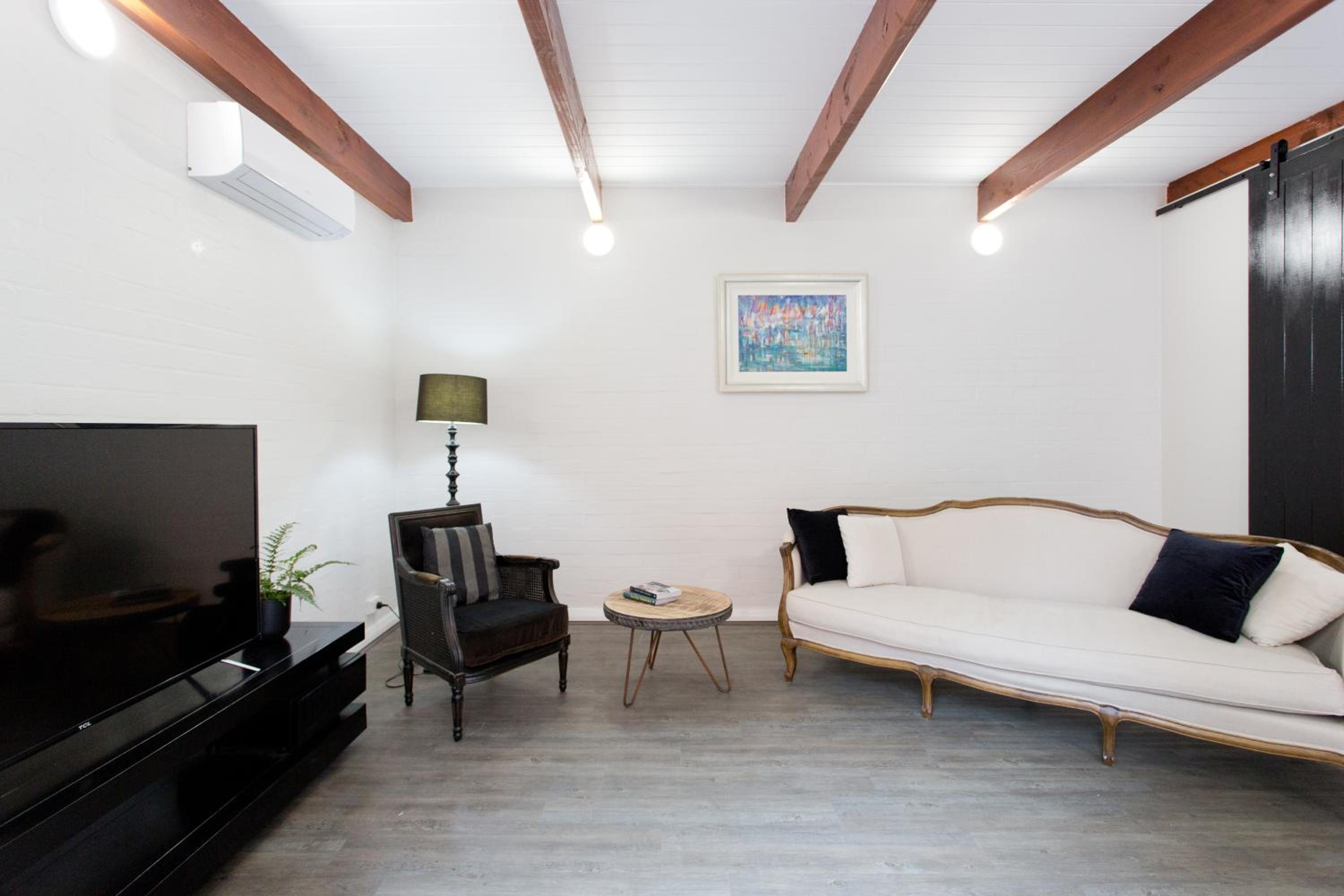 Two-Bedroom Townhouse photo 1