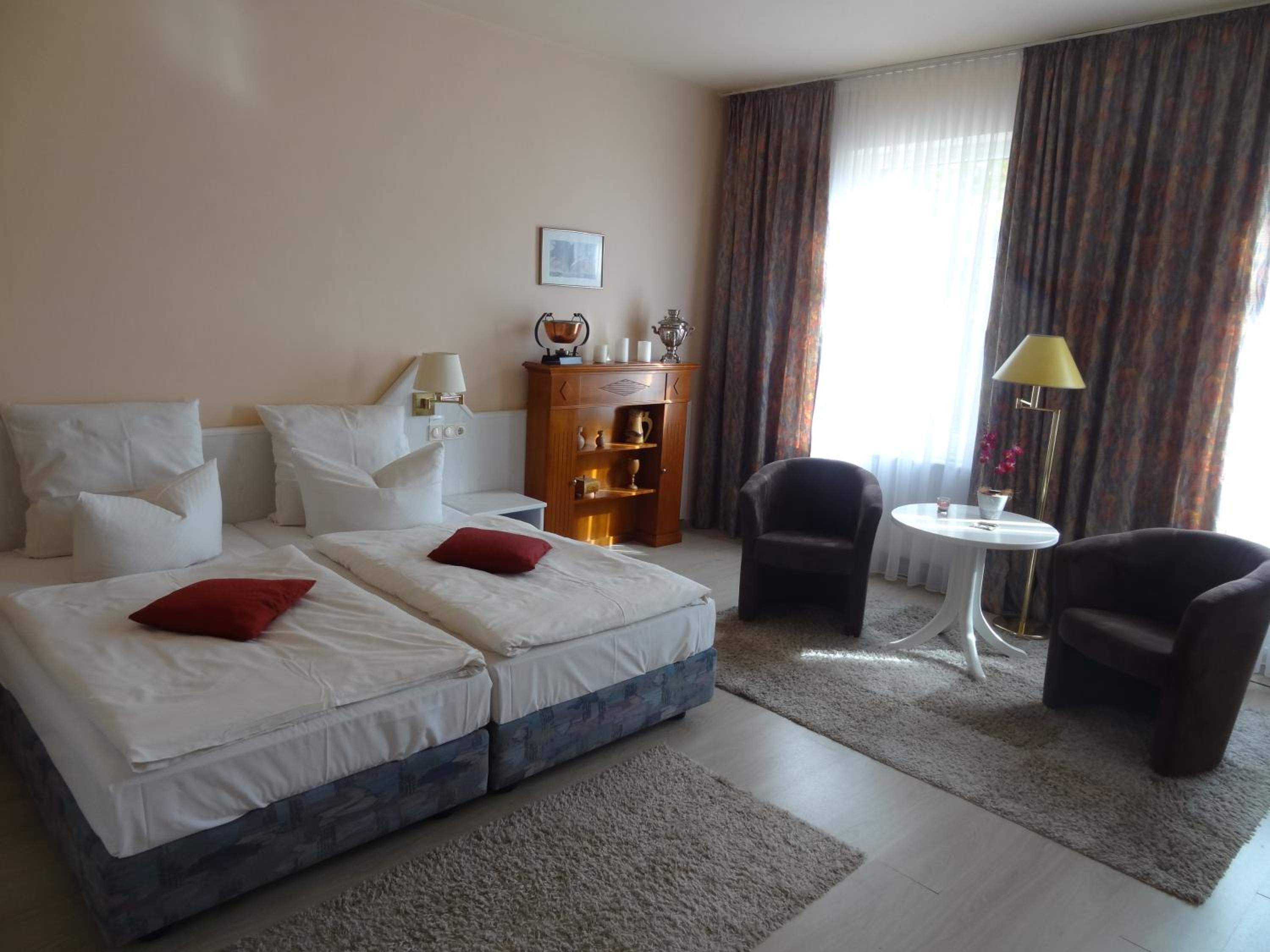 Standard Double Room - Photo 4