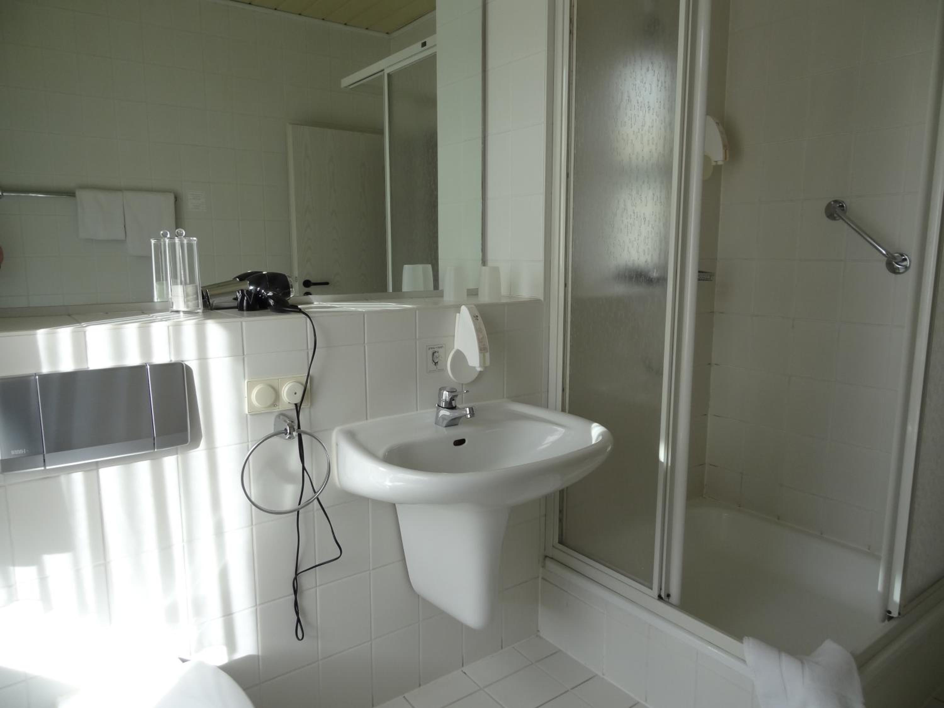 Triple Room - Photo 10
