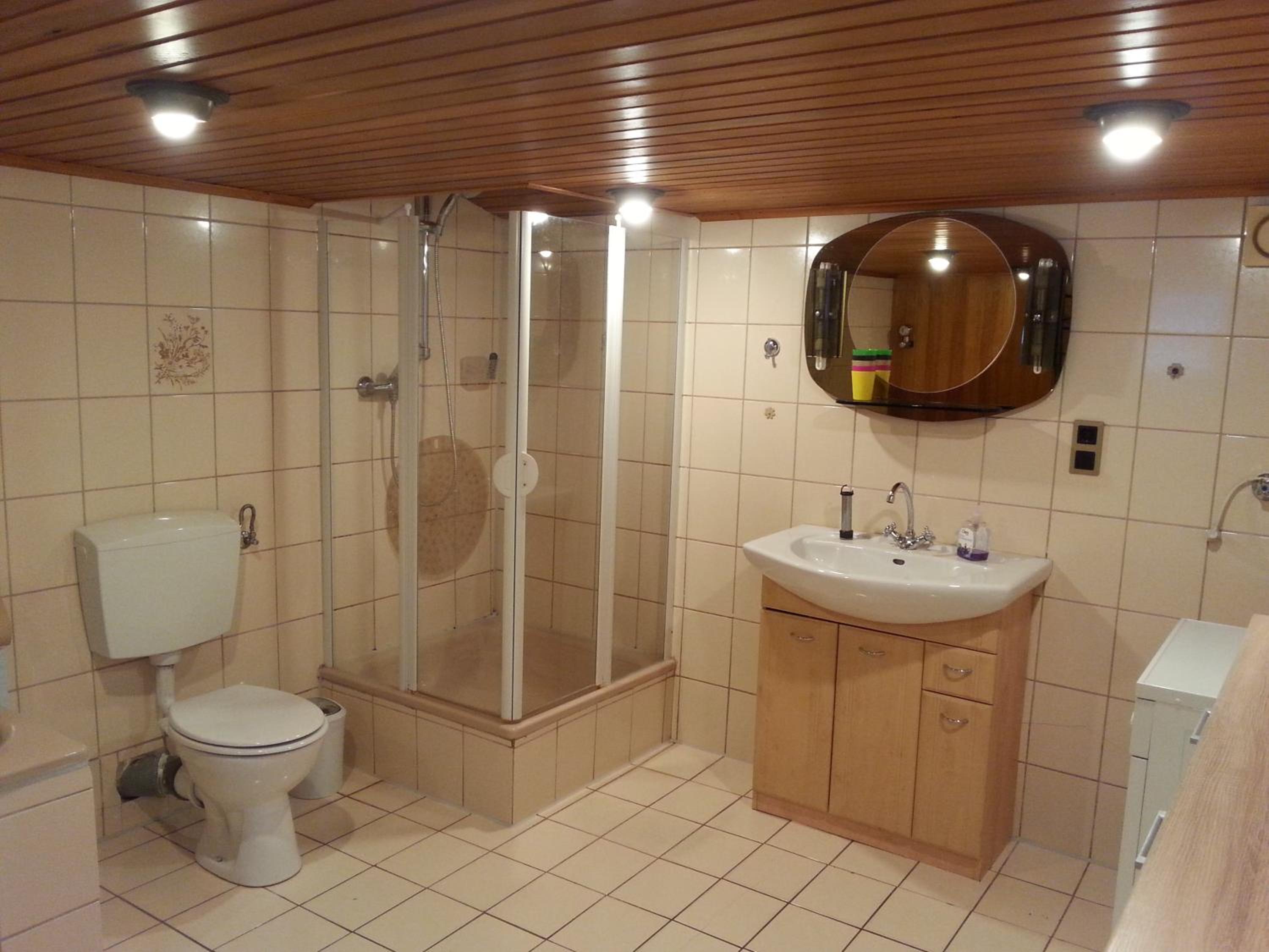 Apartment - Split Level - Photo 3