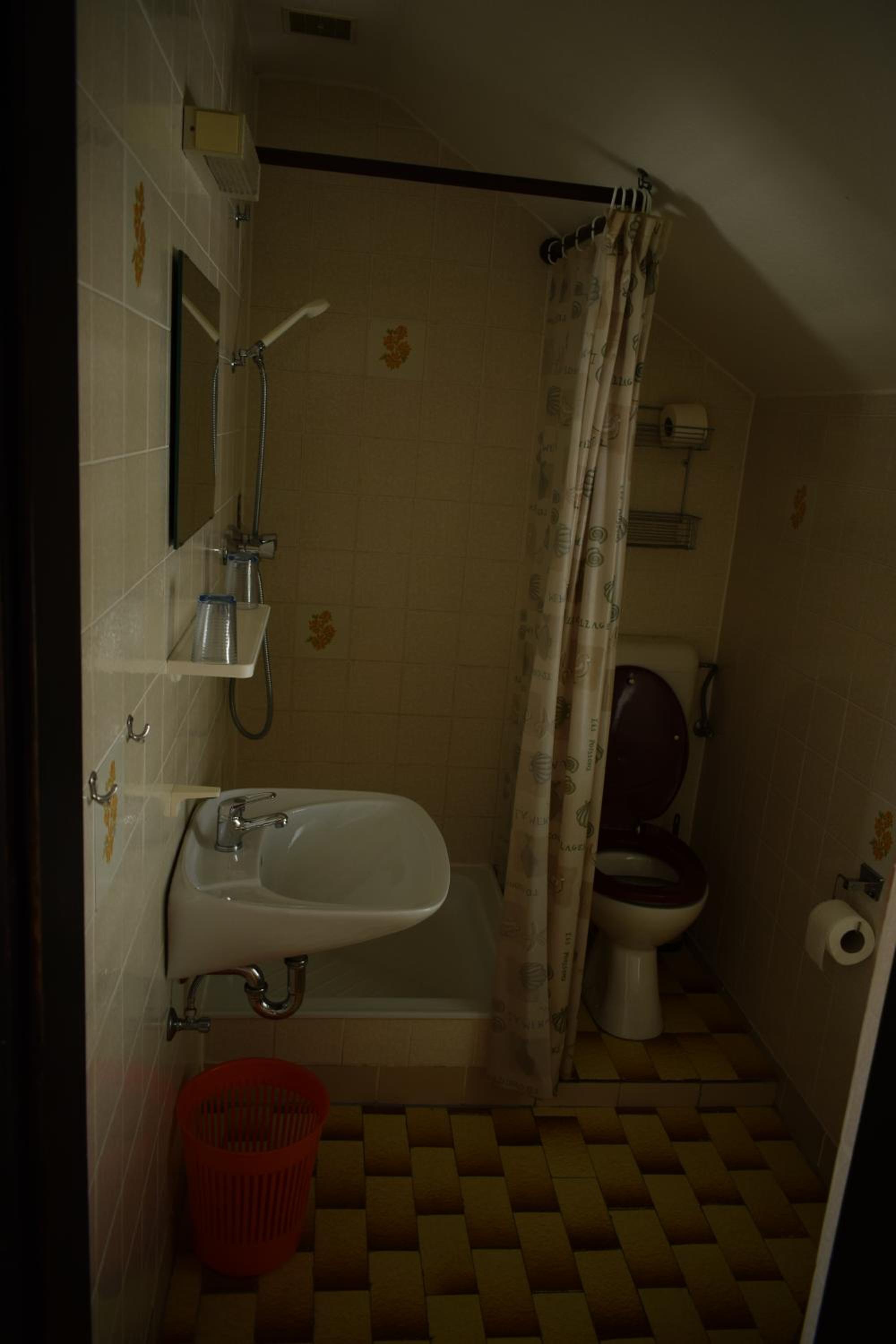 Double Room with Terrace - Photo 10