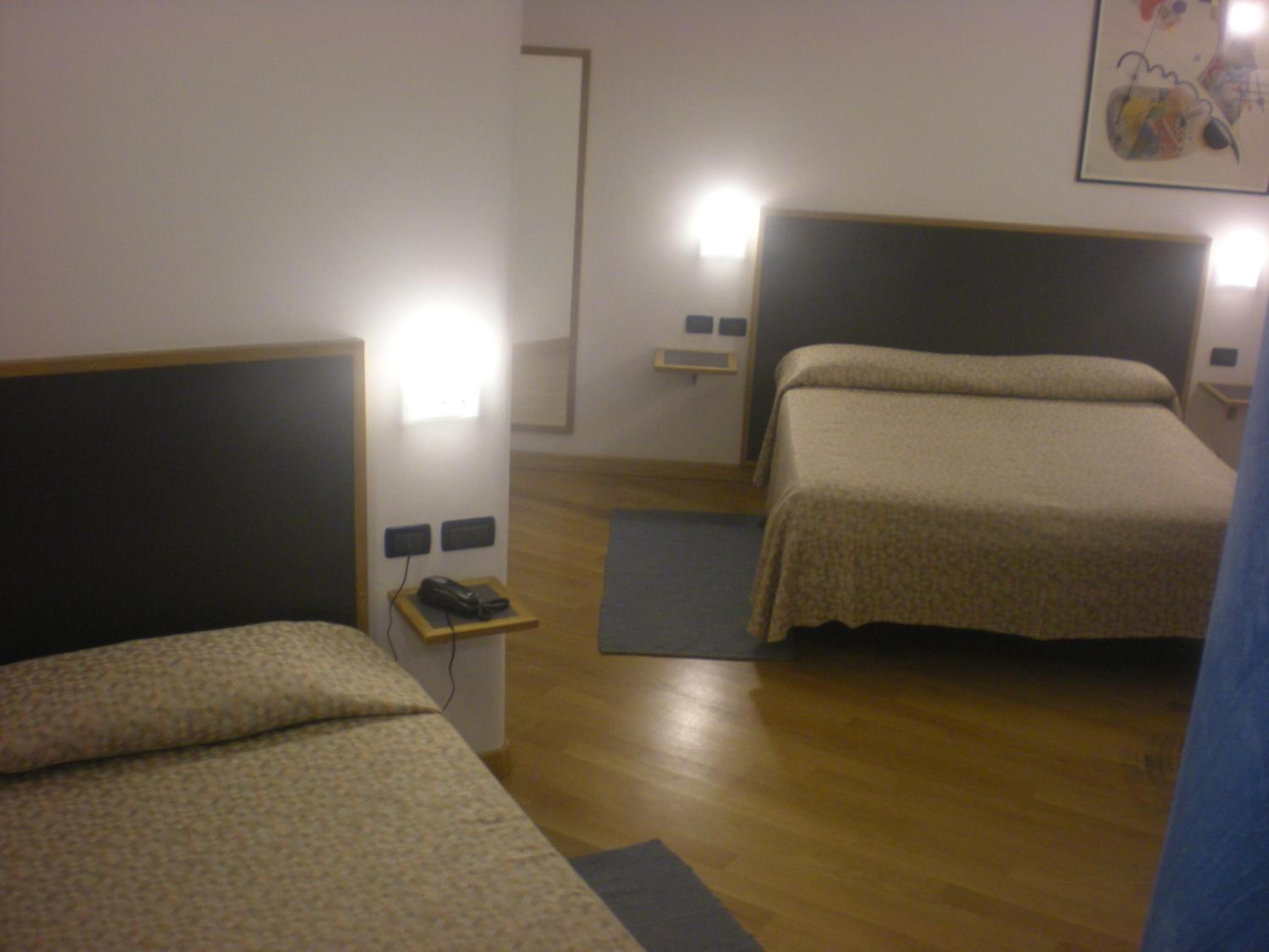 Triple Room - Photo 4