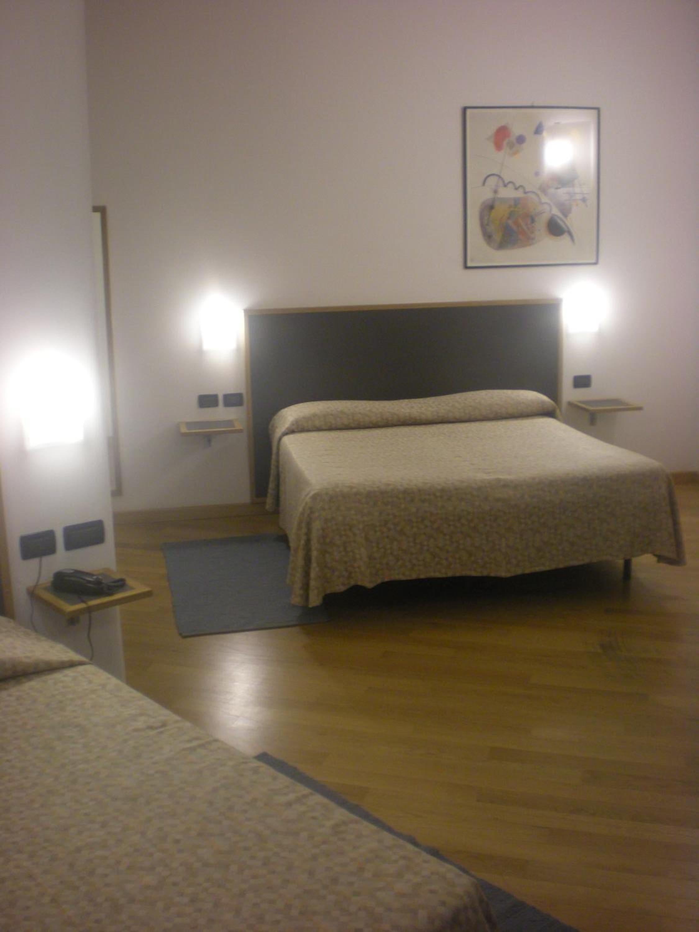 Triple Room - Photo 5