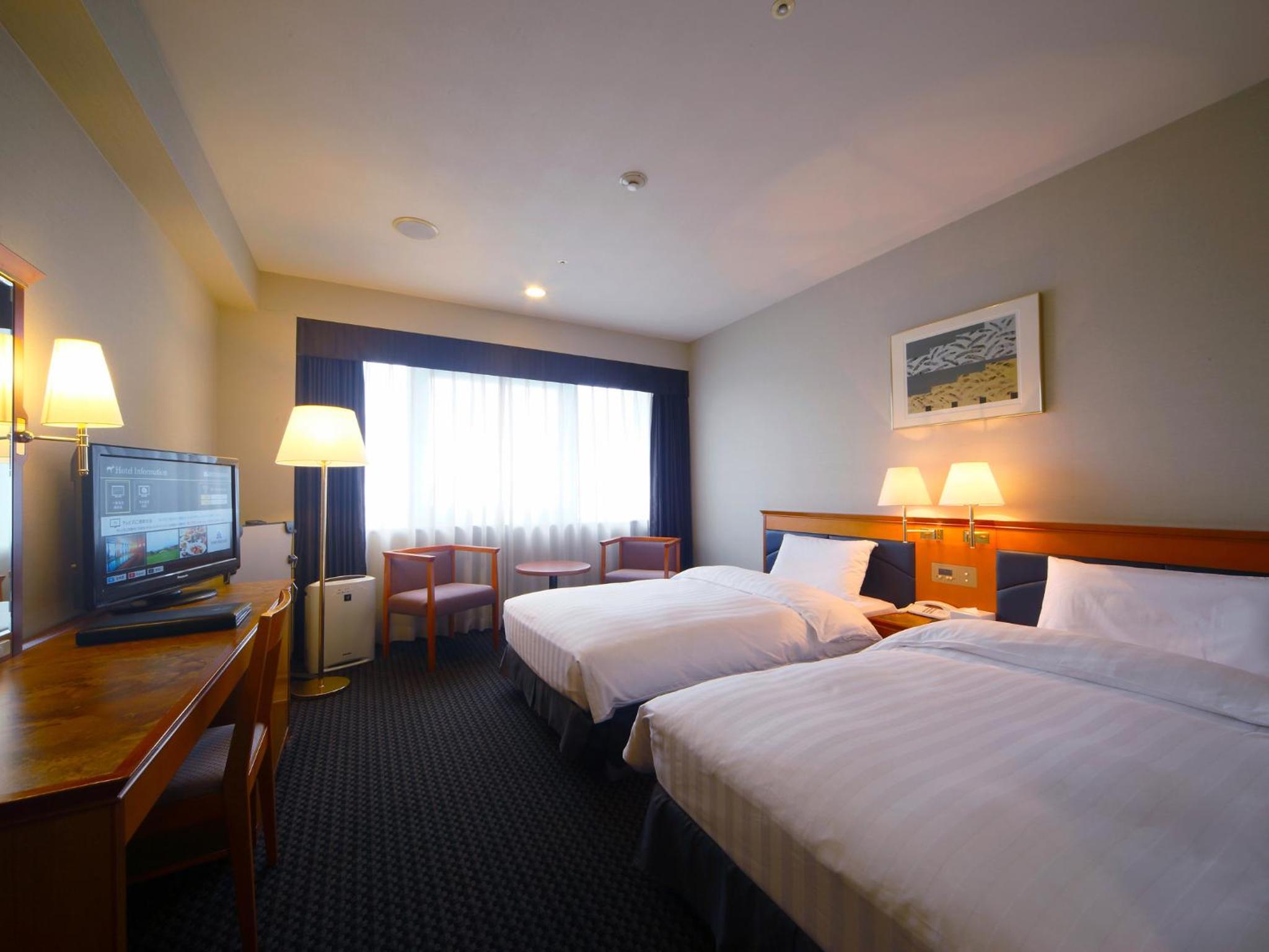 Standard Twin Room - Non-Smoking