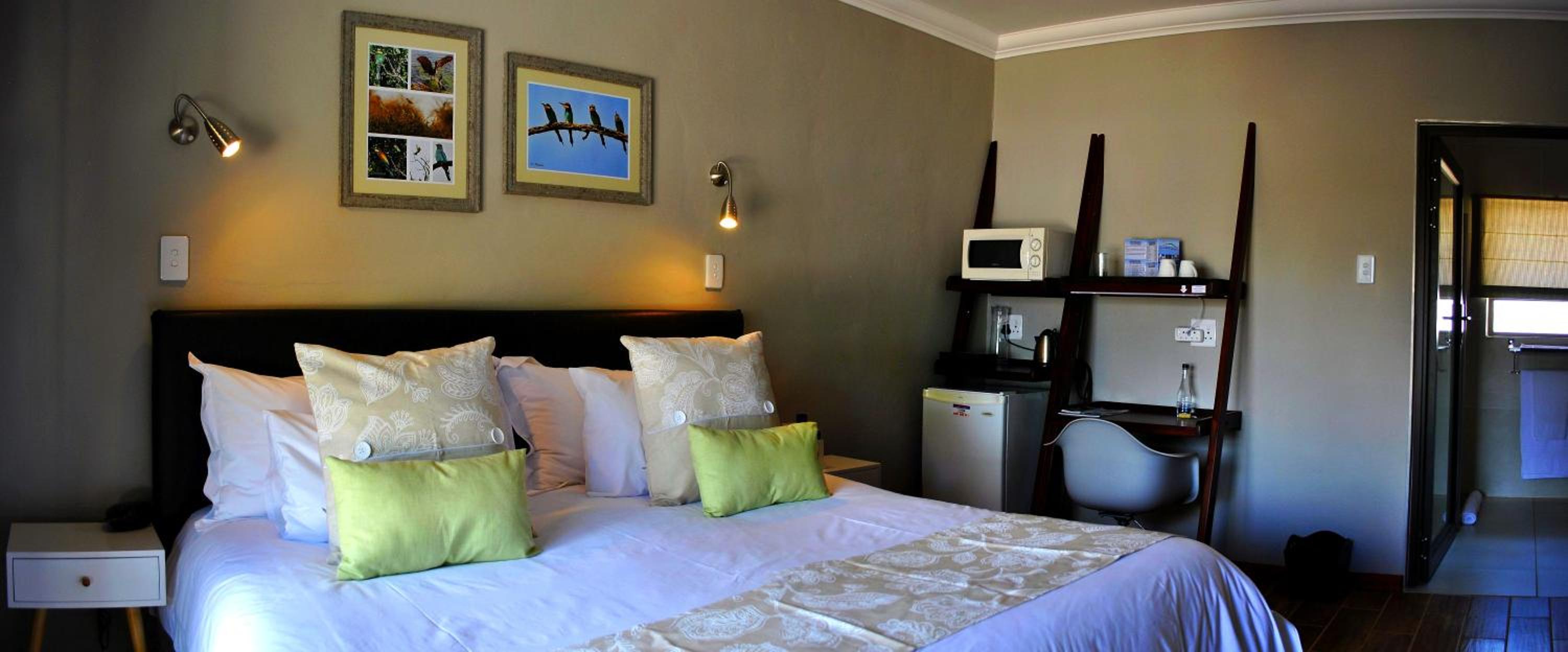 Double or Twin Room - Photo 2