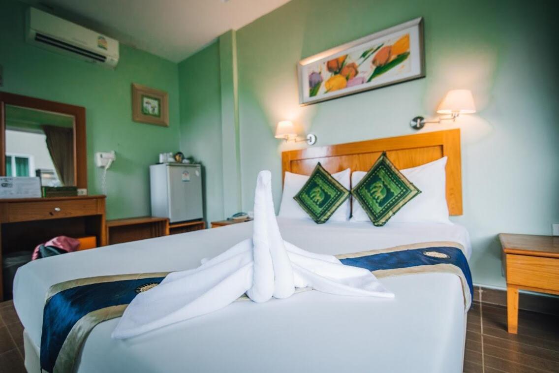 Double Room - Photo 5