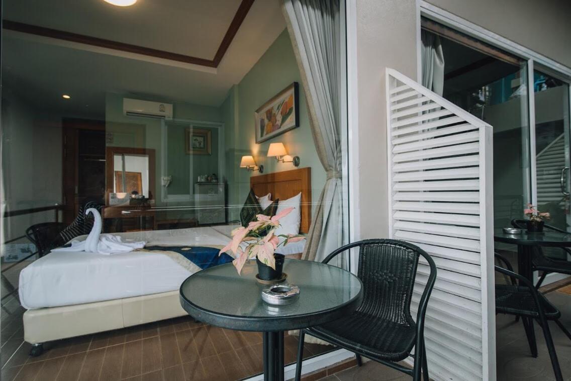 Double Room - Photo 3