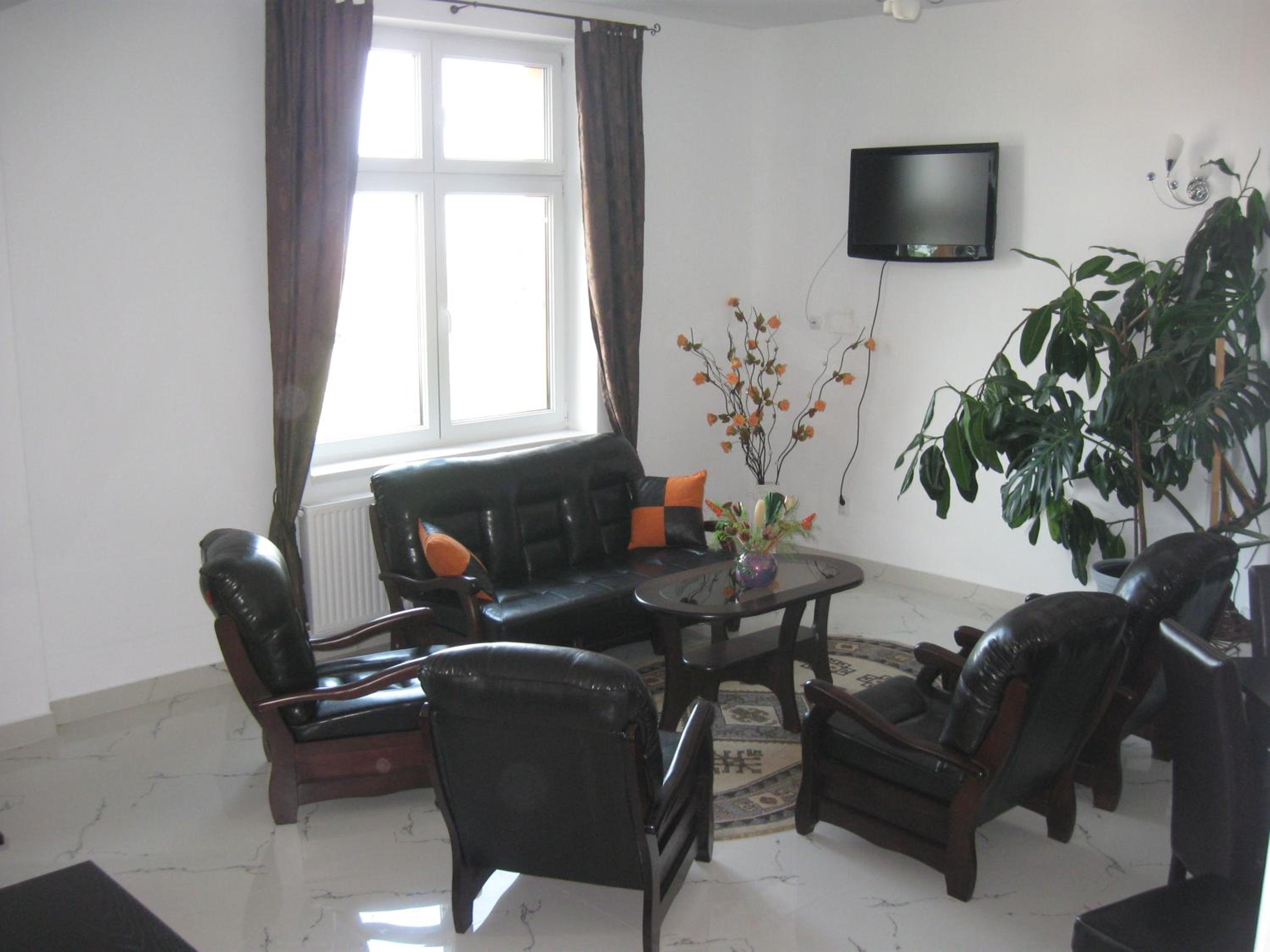 Double or Twin Room - Photo 1