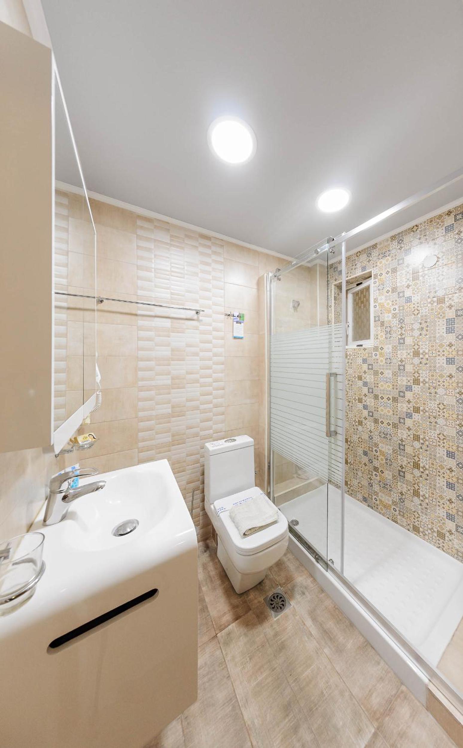 Family Apartment with Partial Sea View (2 Adults + 2 Children) - Photo 6