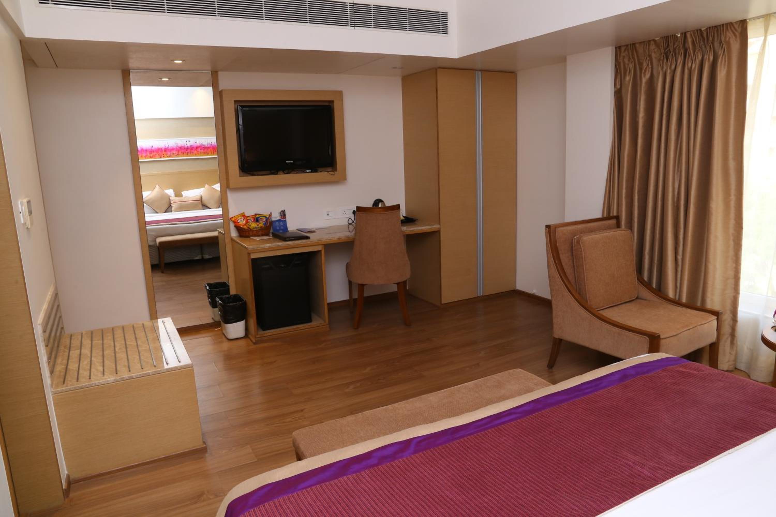 Superior Double or Twin Room (15% discount on food and soft beverage) - Photo 10
