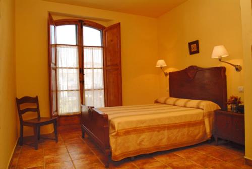 Double or Twin Room - Photo 4