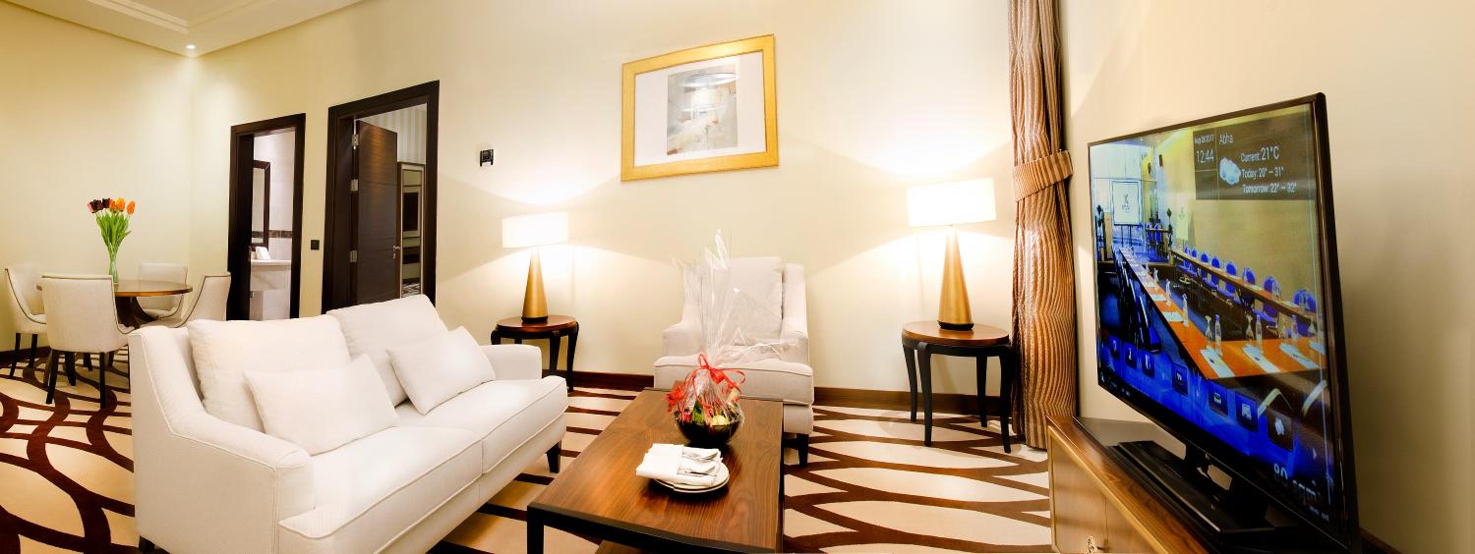Topaz Suite photo 2