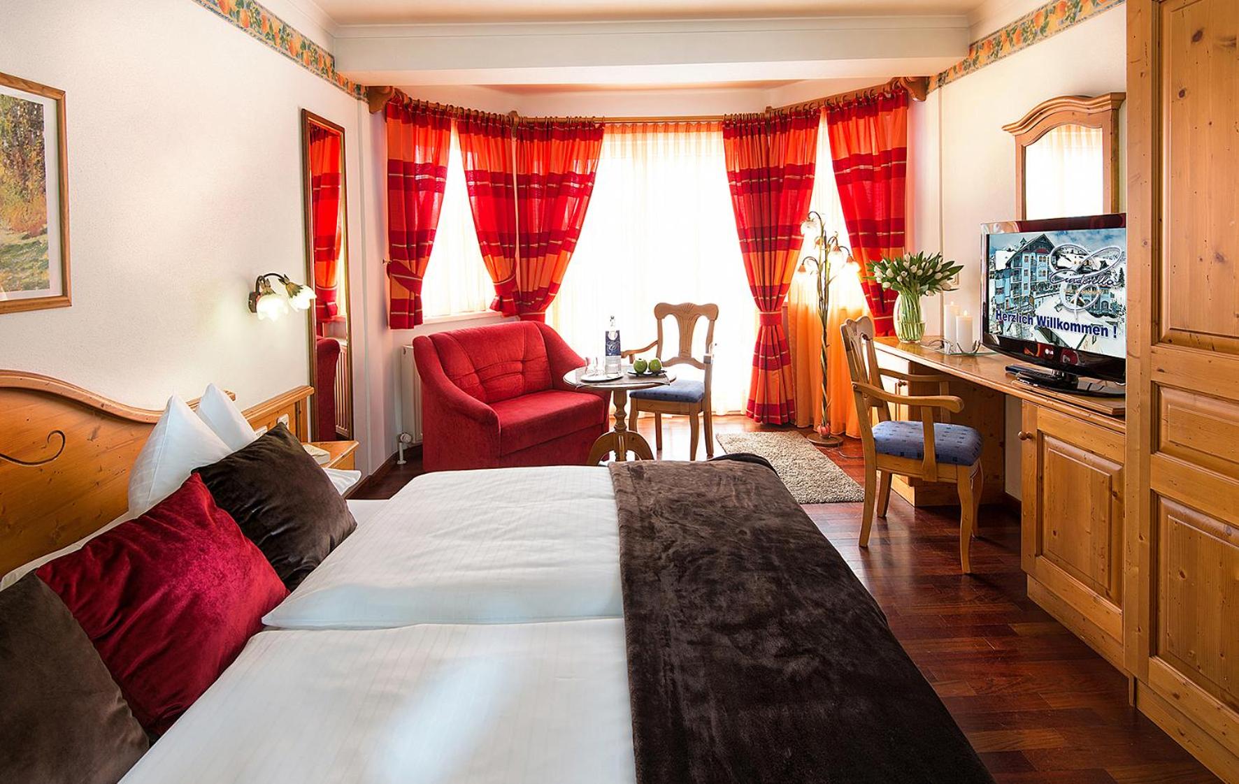 Classic Double Room with Balcony