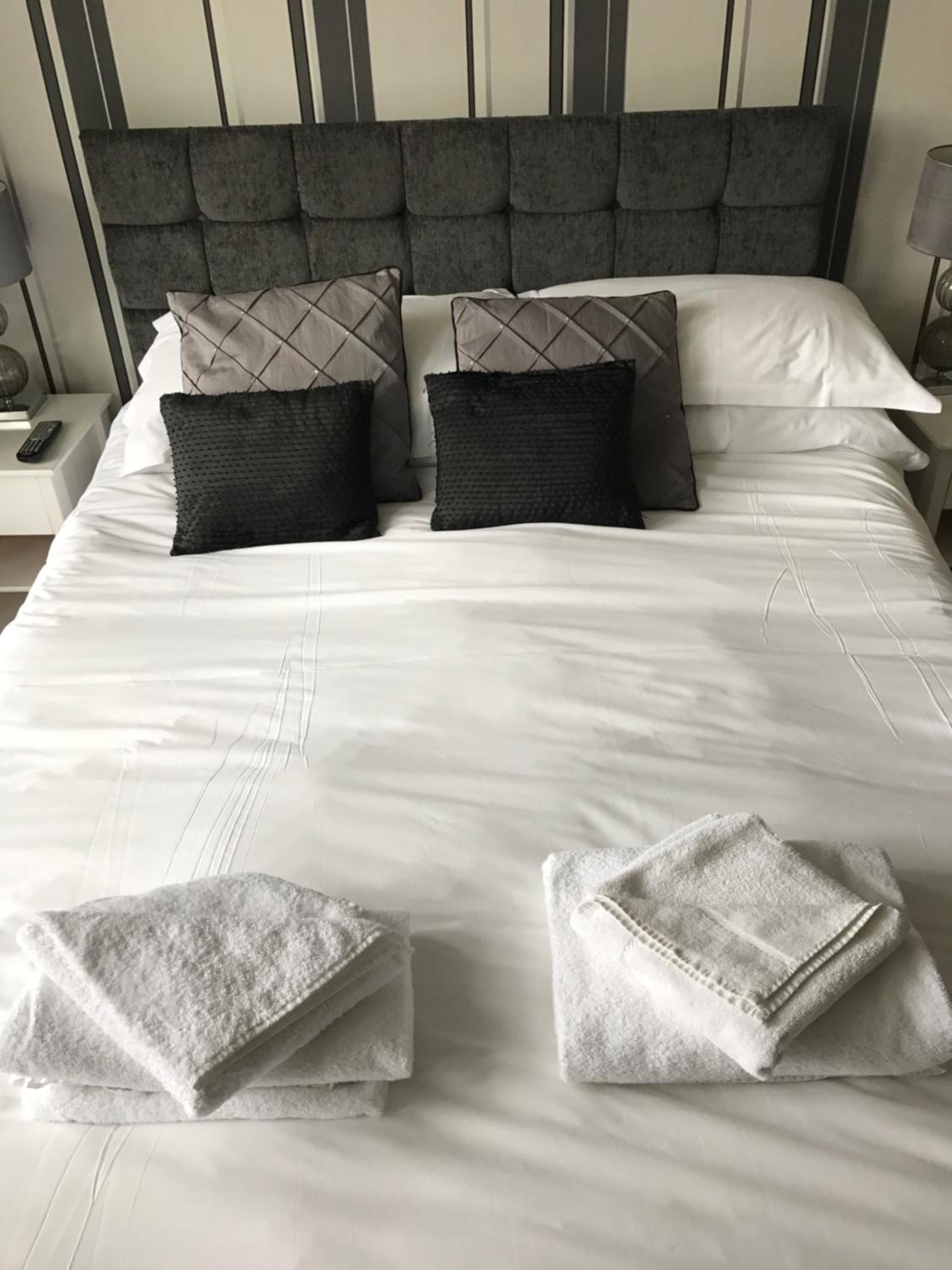 Super King or Twin Room photo 1