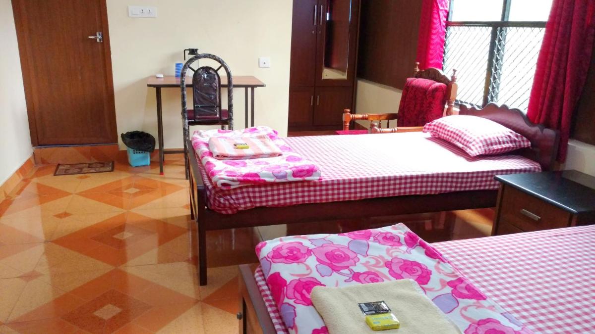 Deluxe Twin Room photo 3
