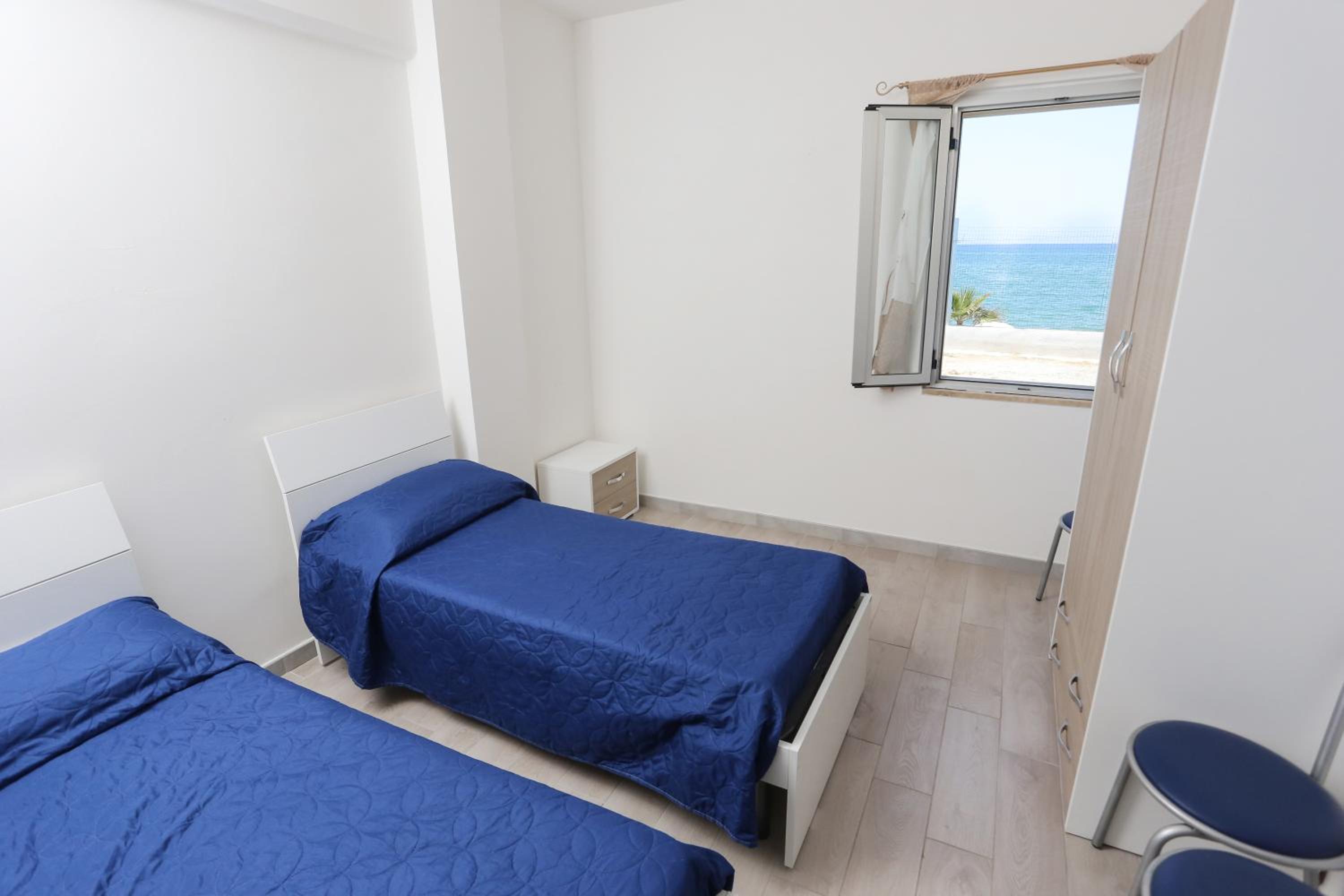 Deluxe Double or Twin Room with Sea View