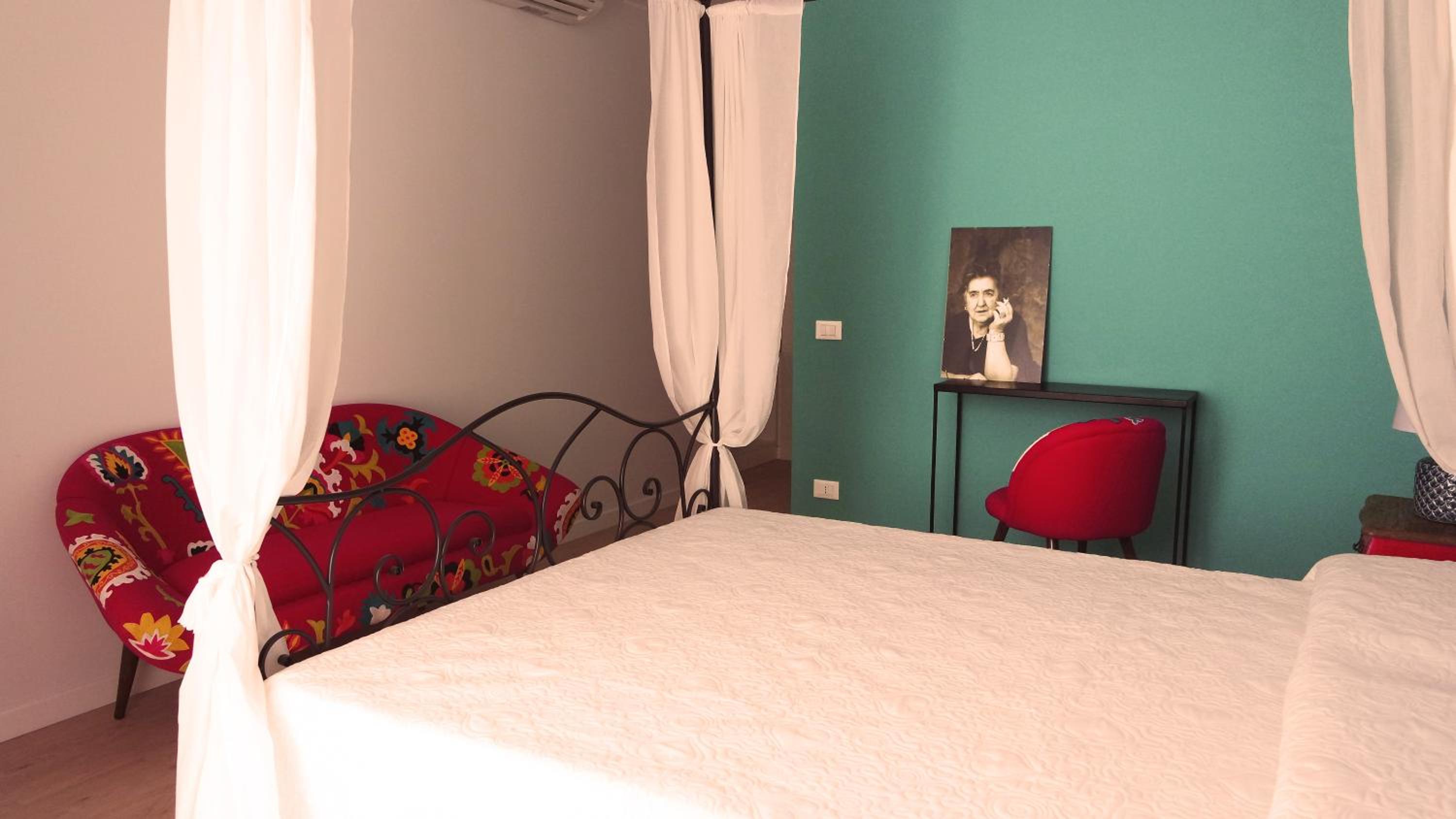 Deluxe Room - Photo 2