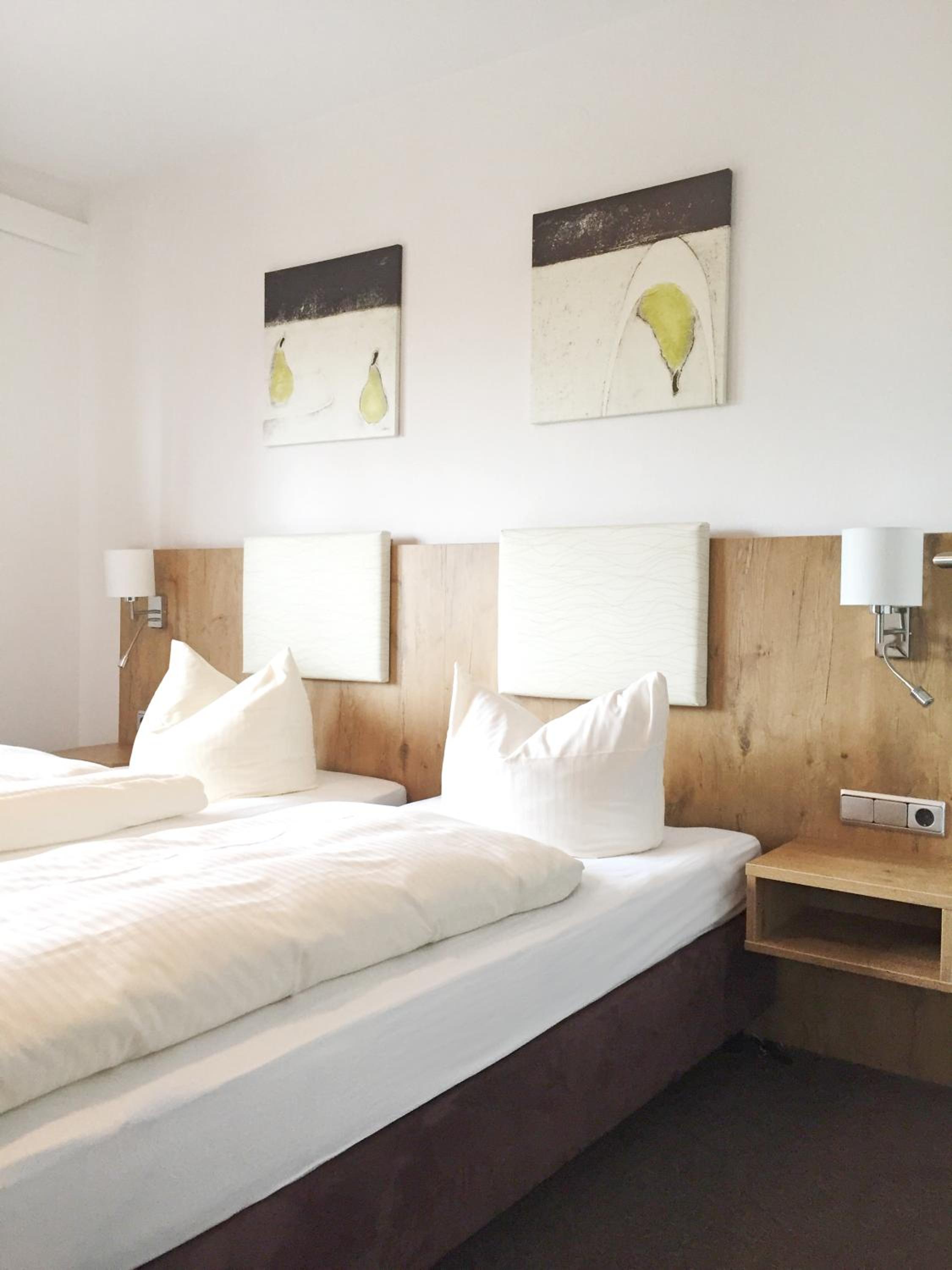 Double Room with Balcony or Terrace - Photo 11