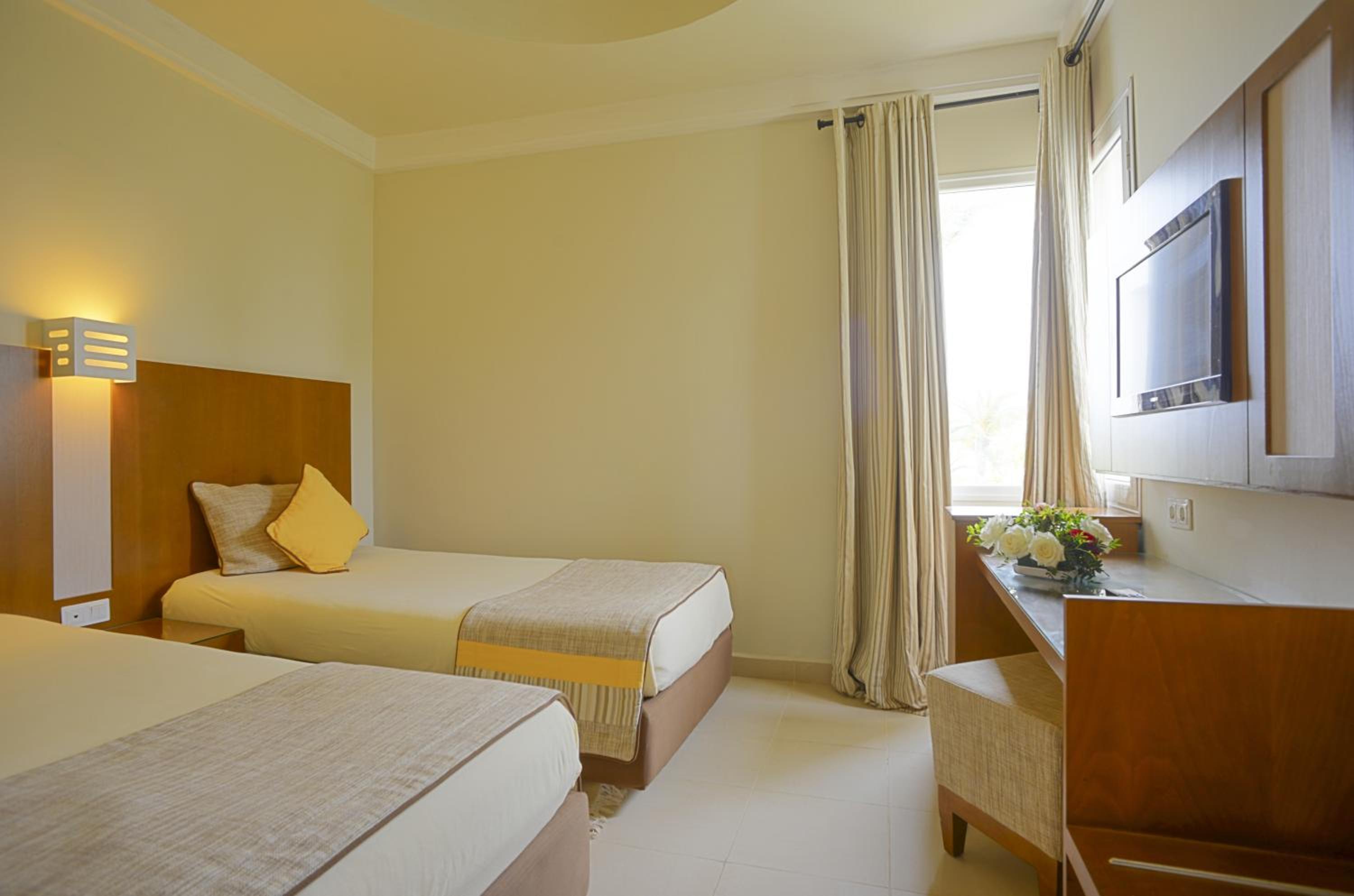 Standard Triple Room photo 2