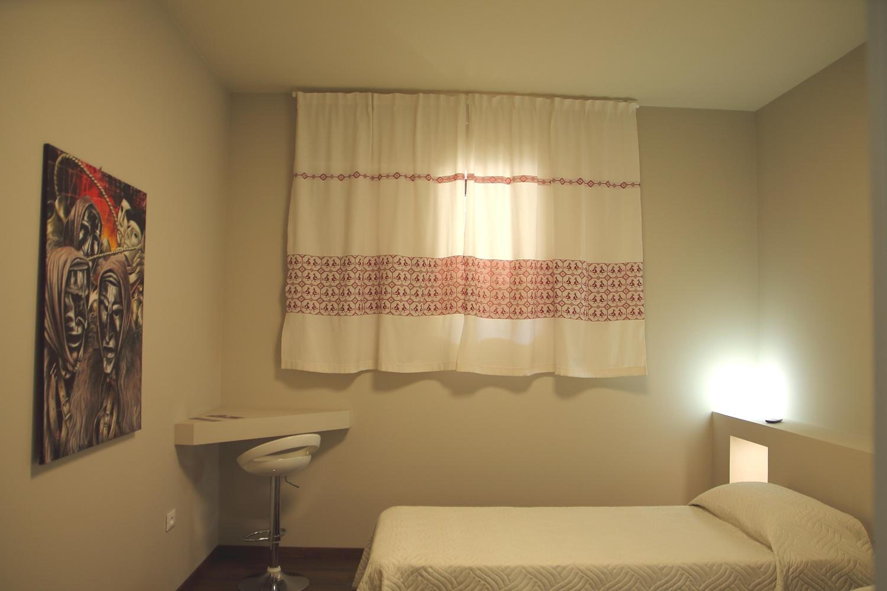 Double or Twin Room - Photo 2