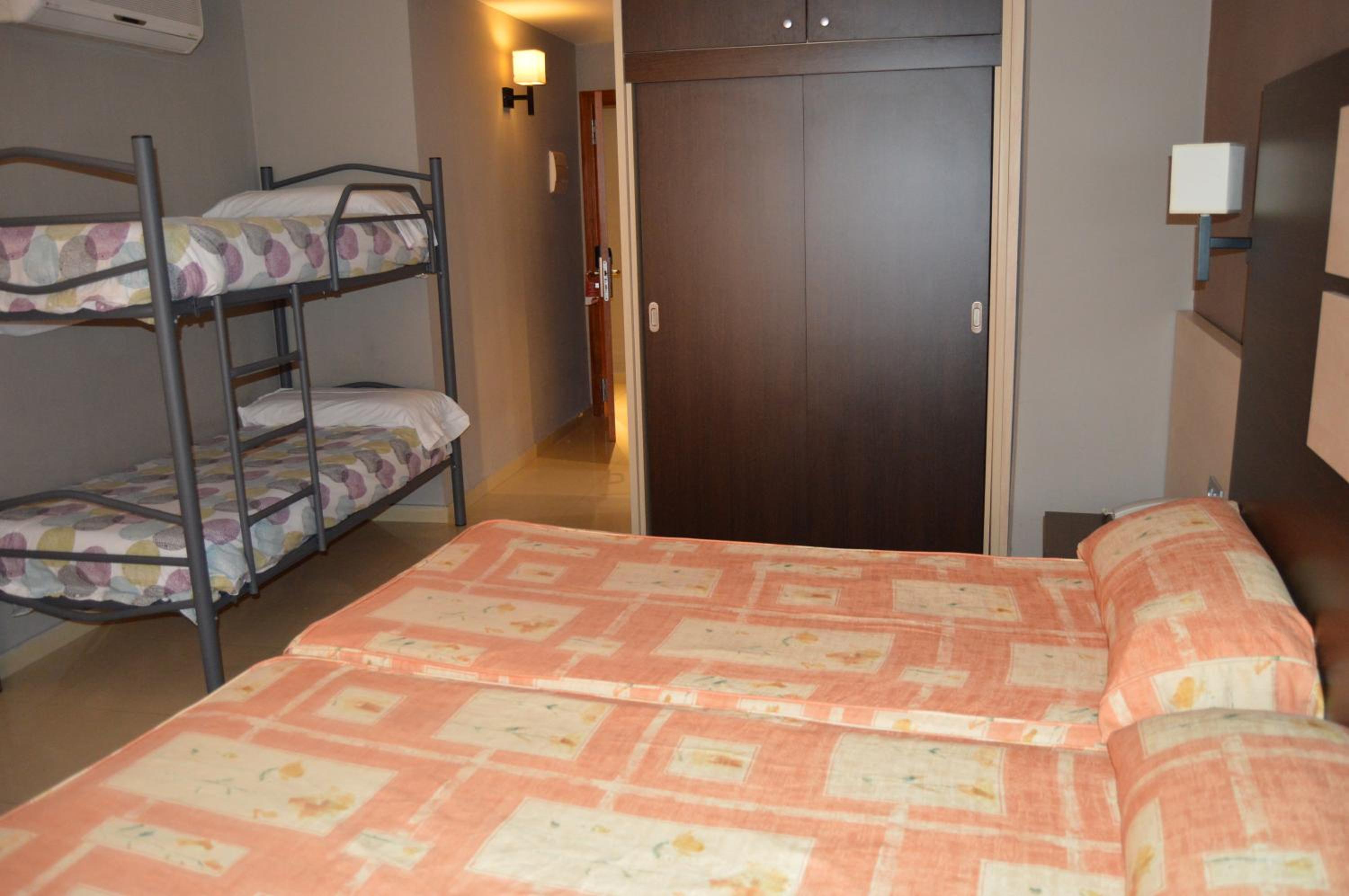 Quadruple Room photo 3