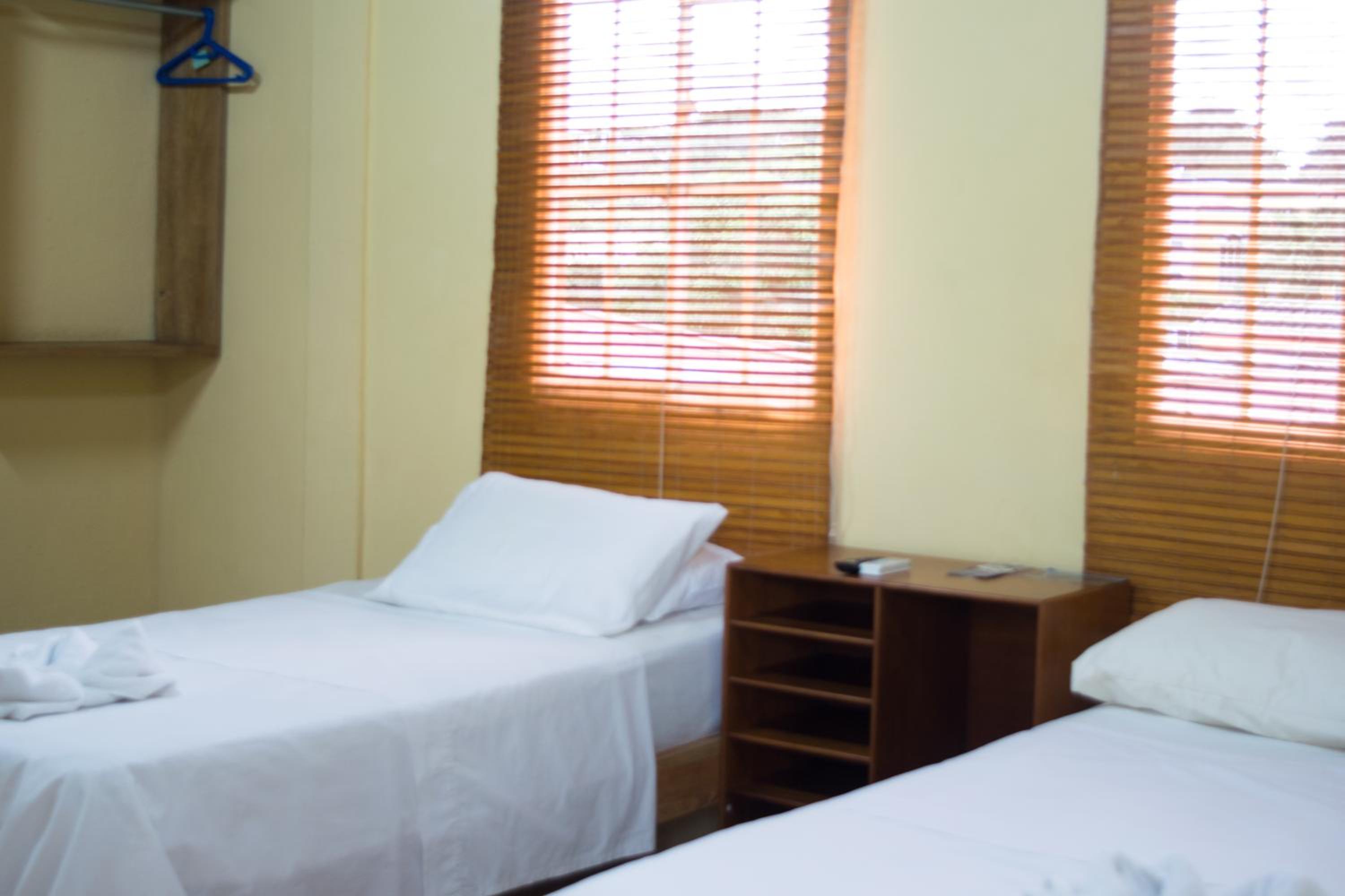 Budget Twin Room photo 3