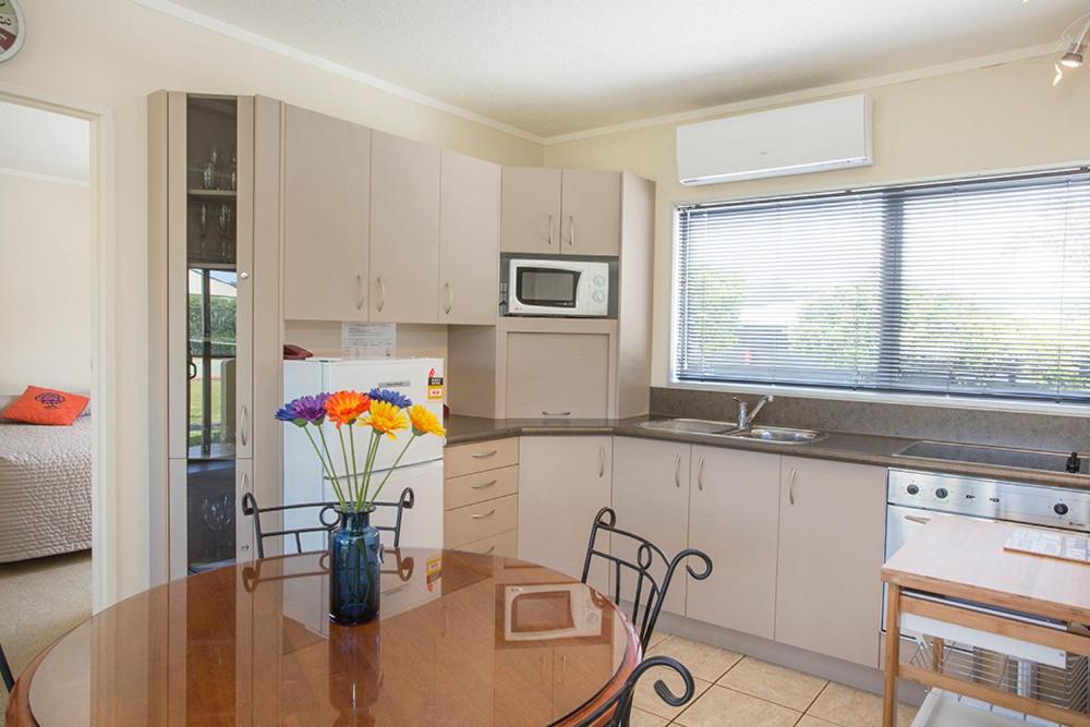 King Two Bedroom Apartment (sleeps 4) - Photo 2