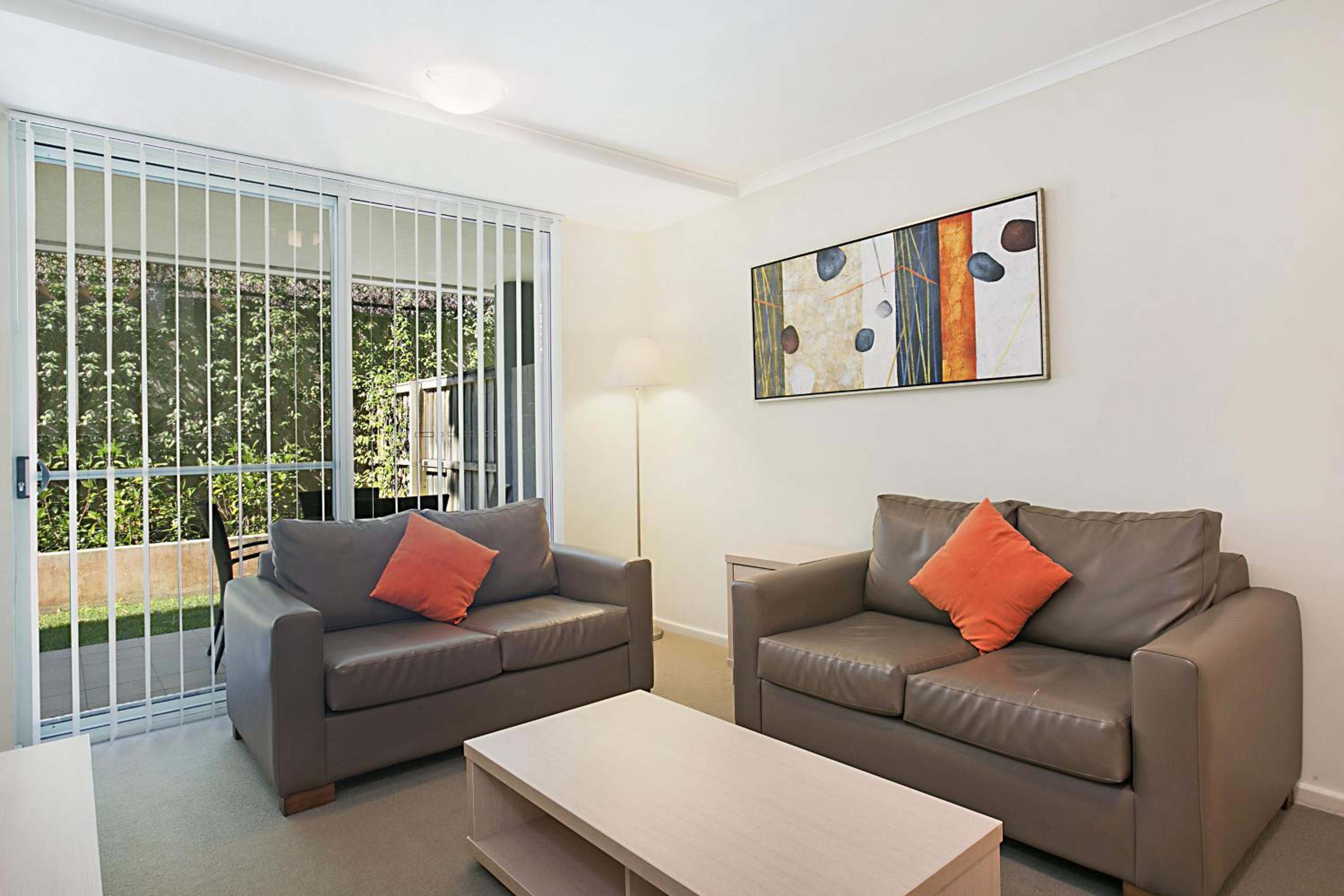 Two-Bedroom Apartment - Photo 3