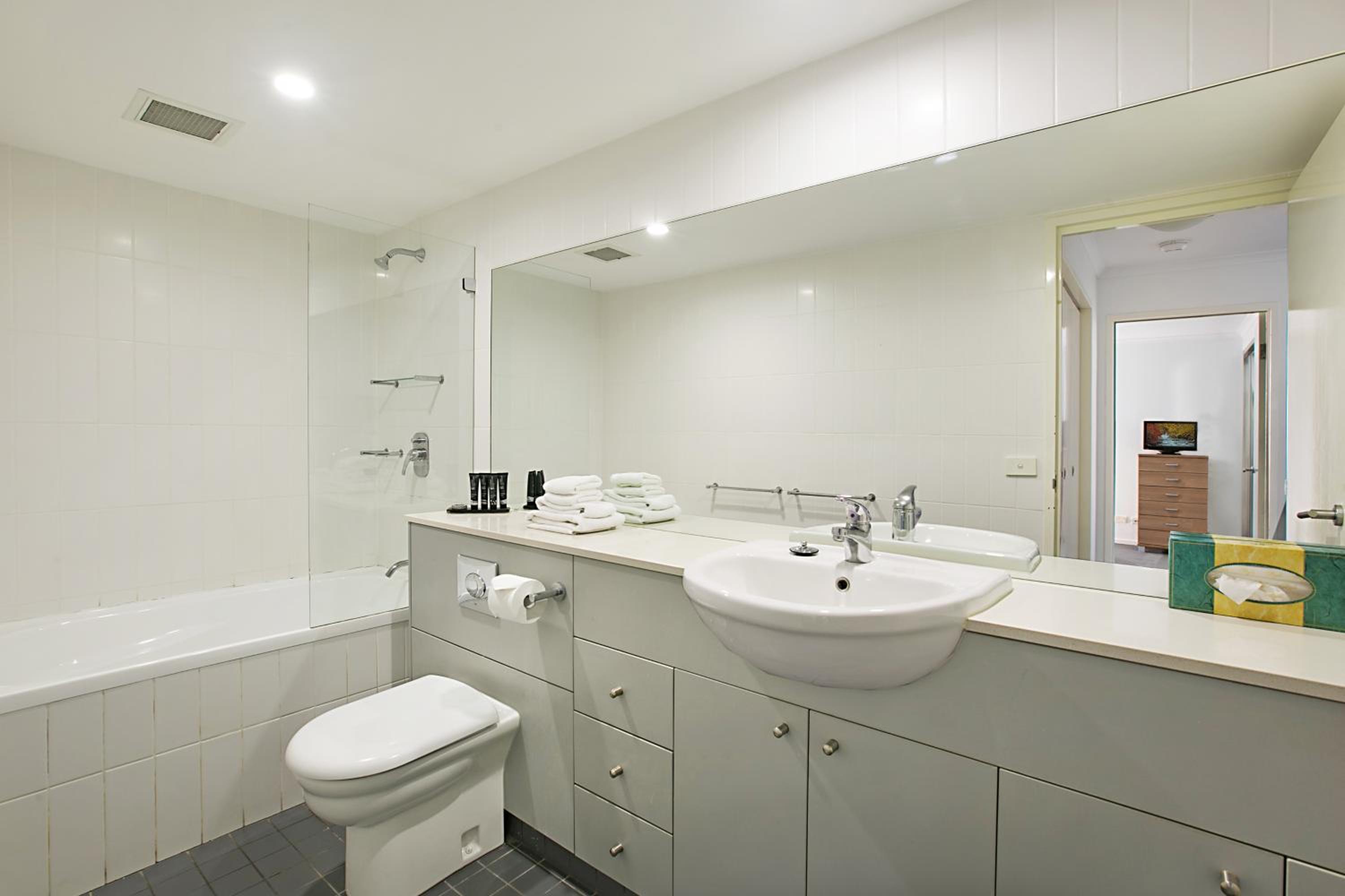 Two-Bedroom Apartment - Photo 11