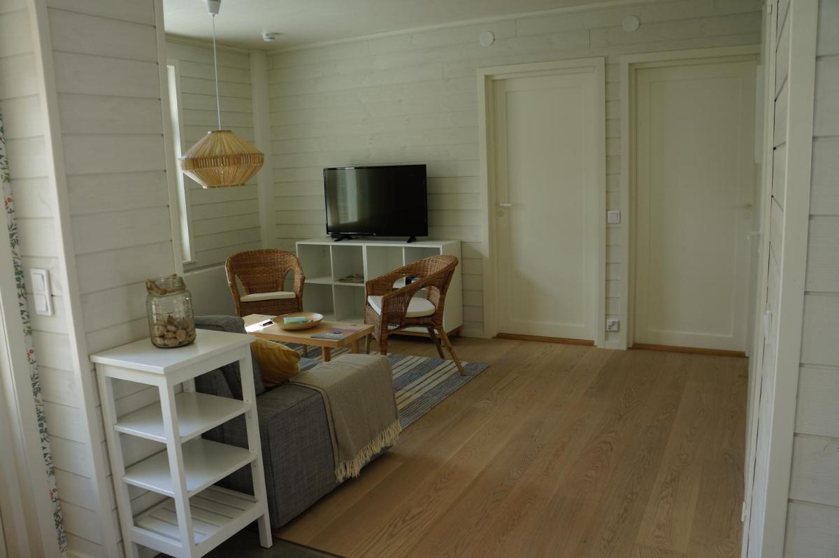 Apartment with Terrace - Annex photo 1