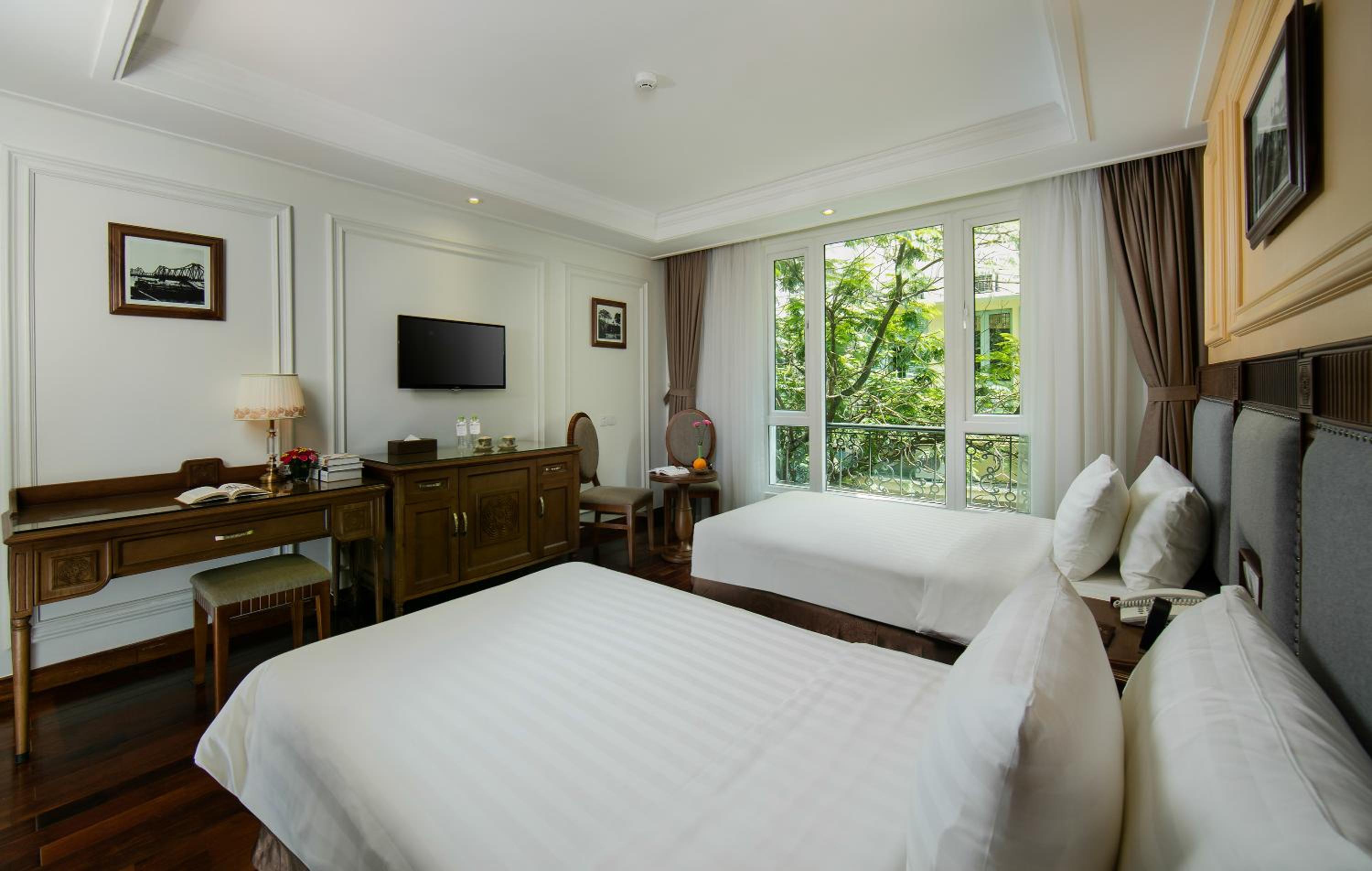Deluxe City View Room photo 3