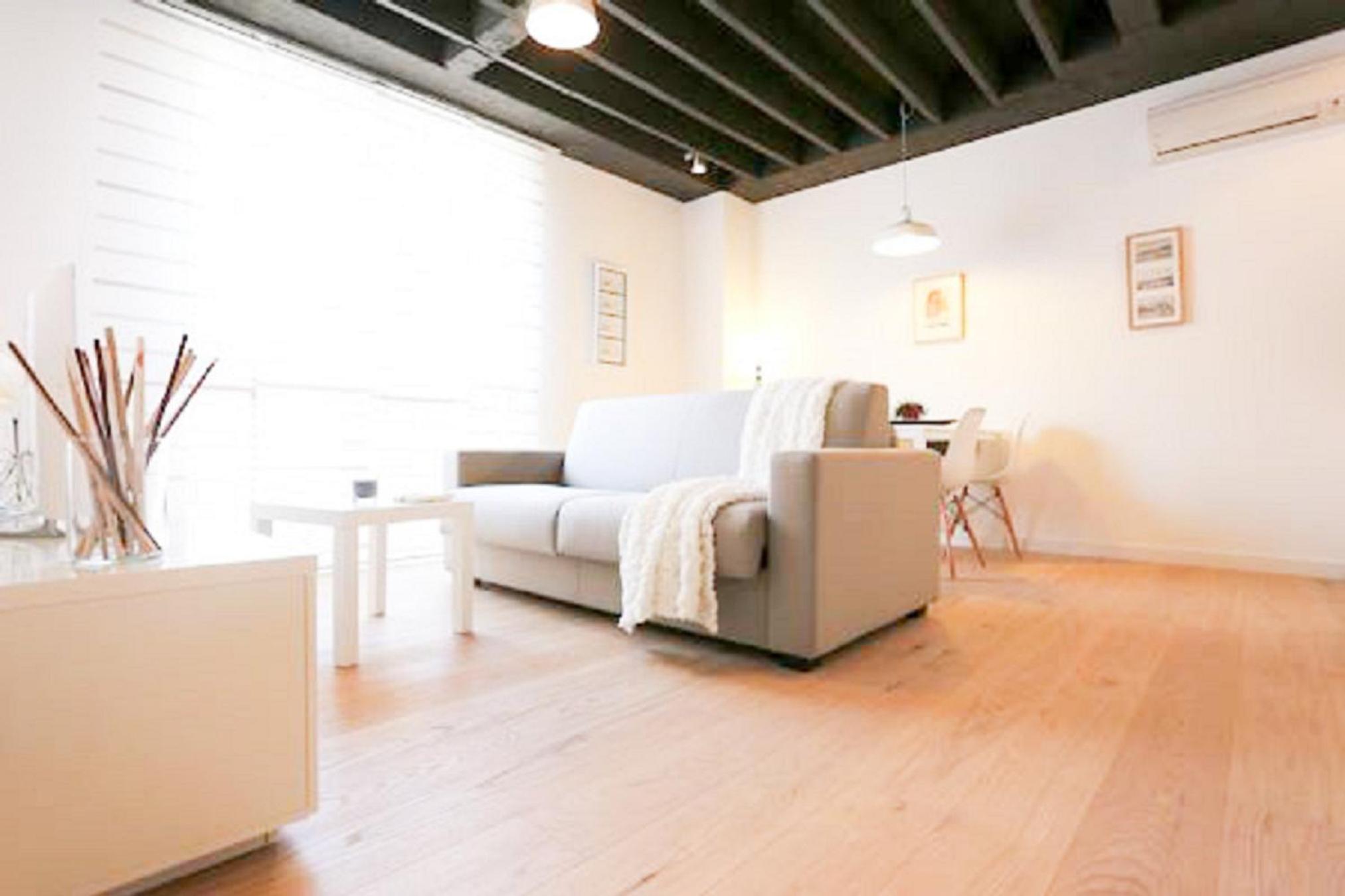 Superior One-Bedroom Apartment