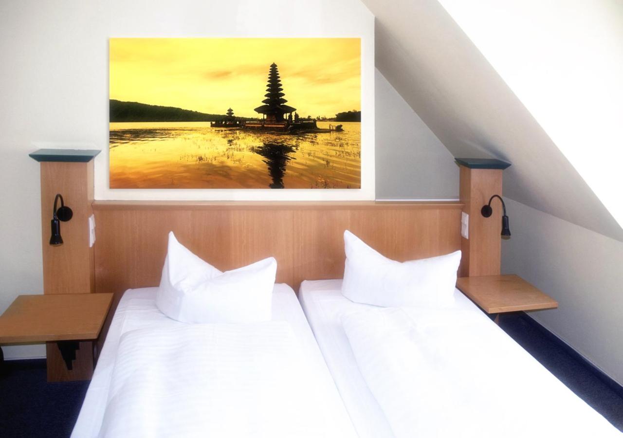 Double Room - Photo 6