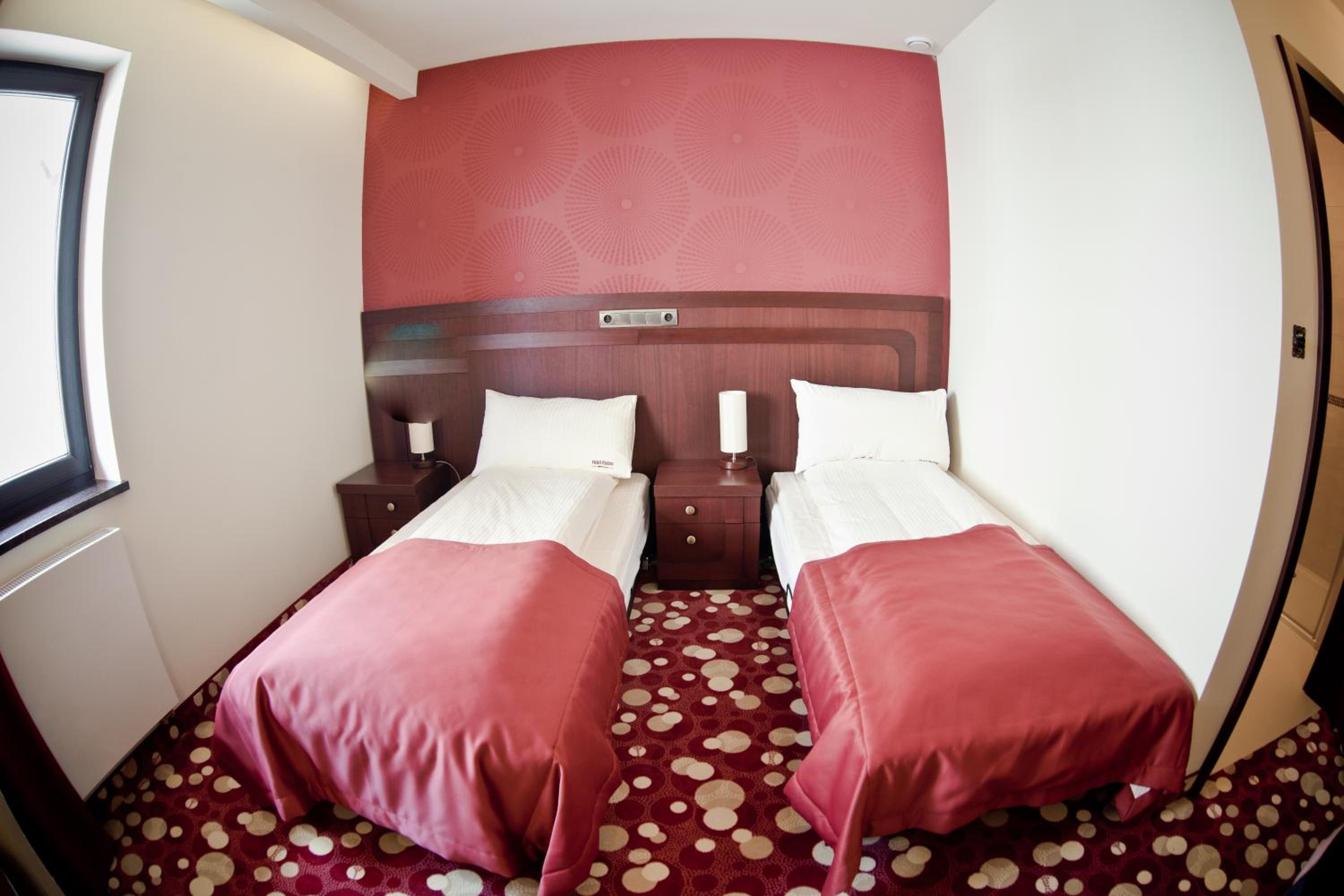 Comfort Twin Room - Photo 5