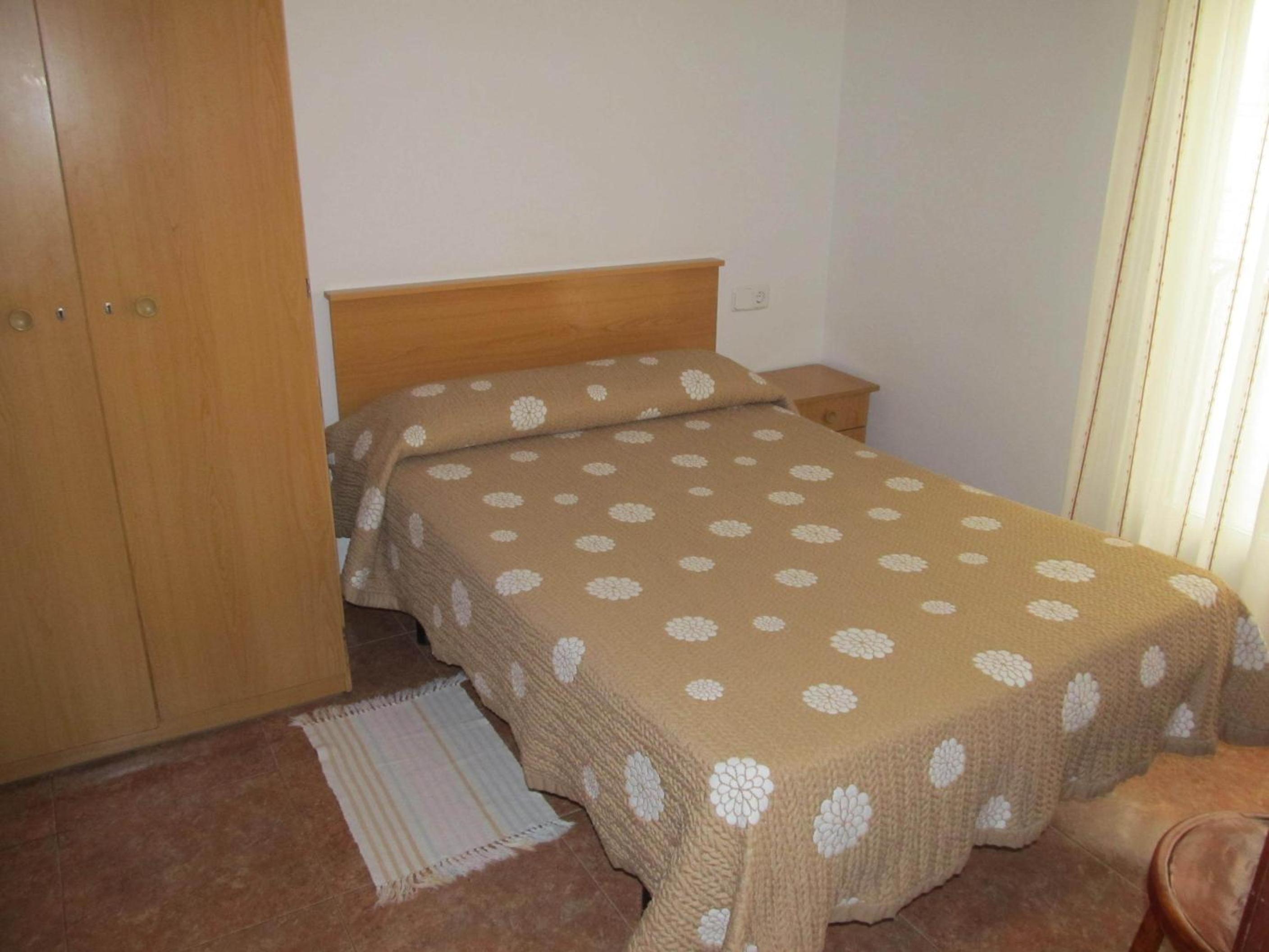 Double or Twin Room - Photo 3