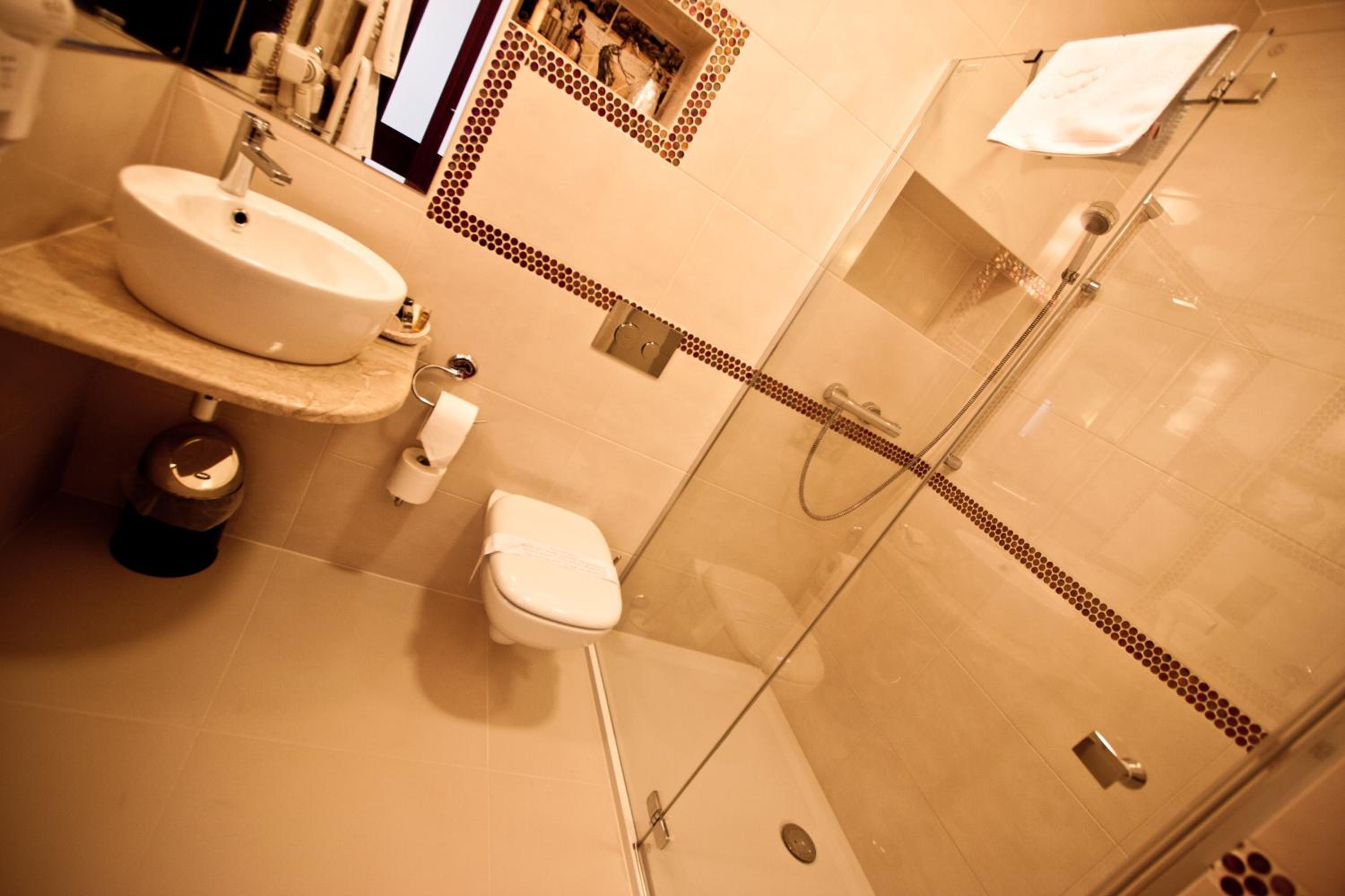 Comfort Twin Room - Photo 3