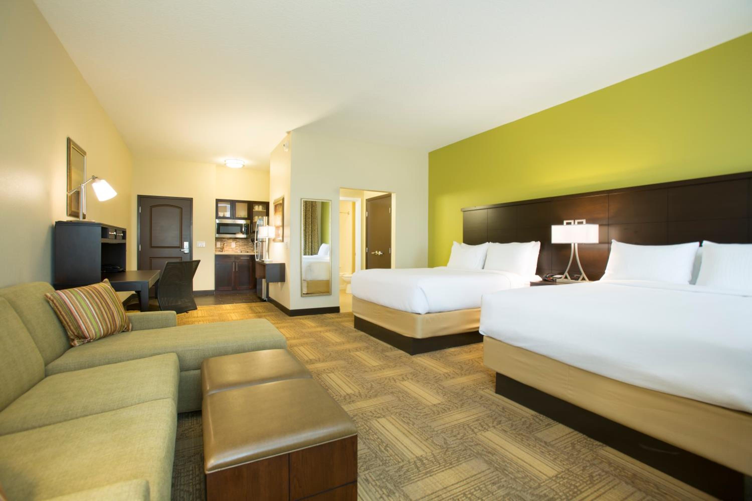 Studio Suite with Two Queen Beds