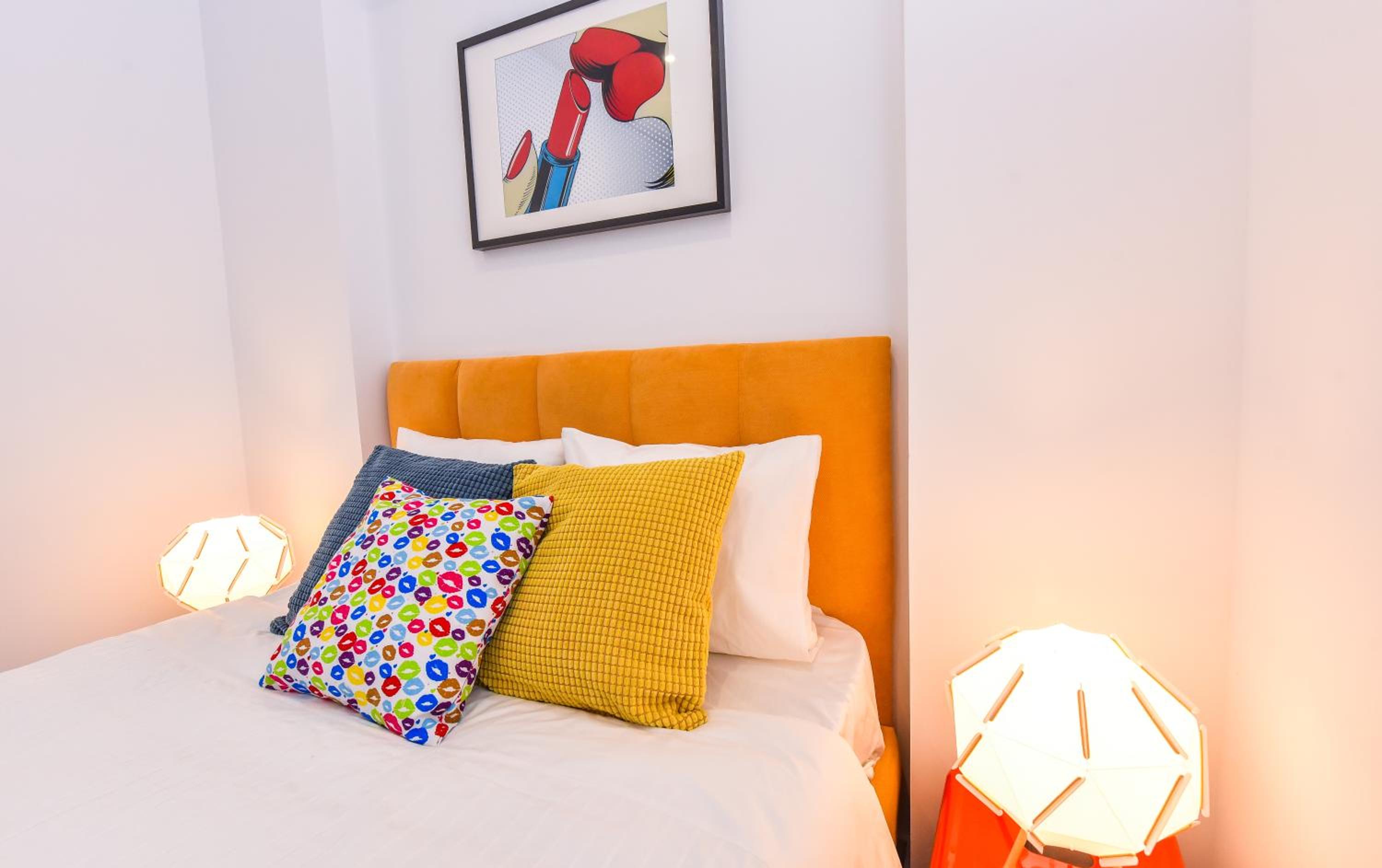 Two-Bedroom Apartment with Parliament View - First Floor photo 1