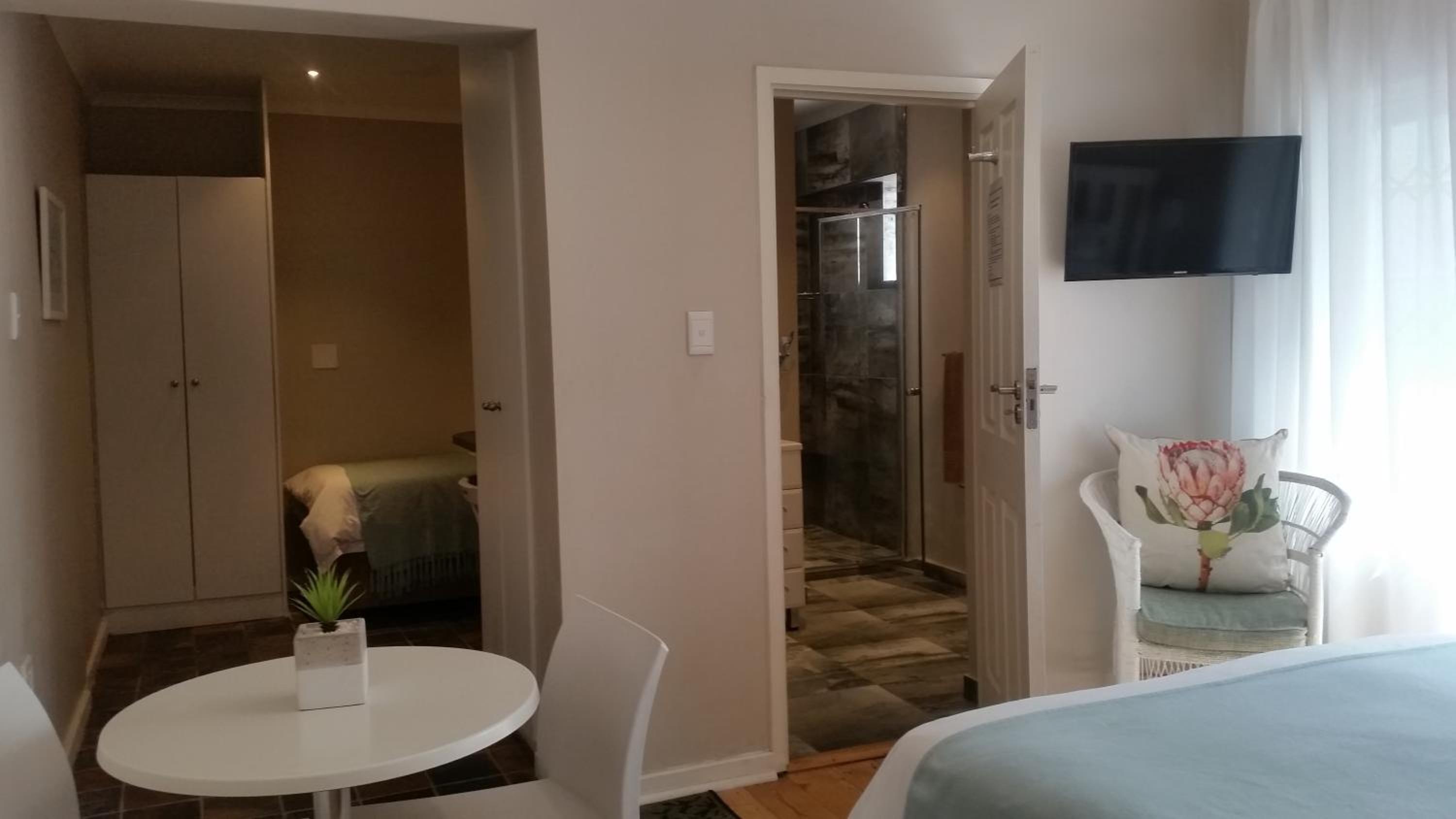 Budget Triple Room - Photo 3