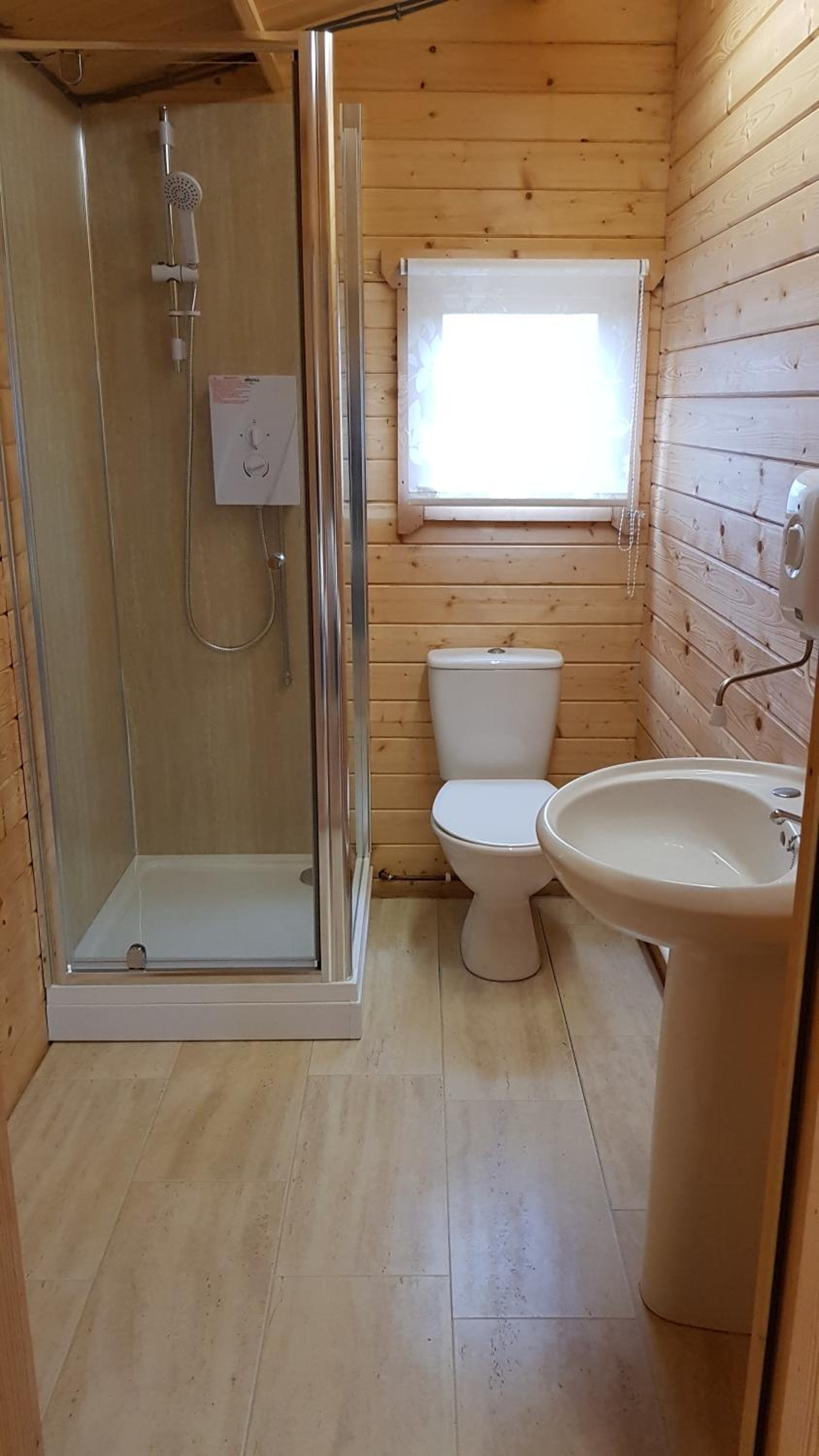 One-Bedroom Chalet - Photo 7