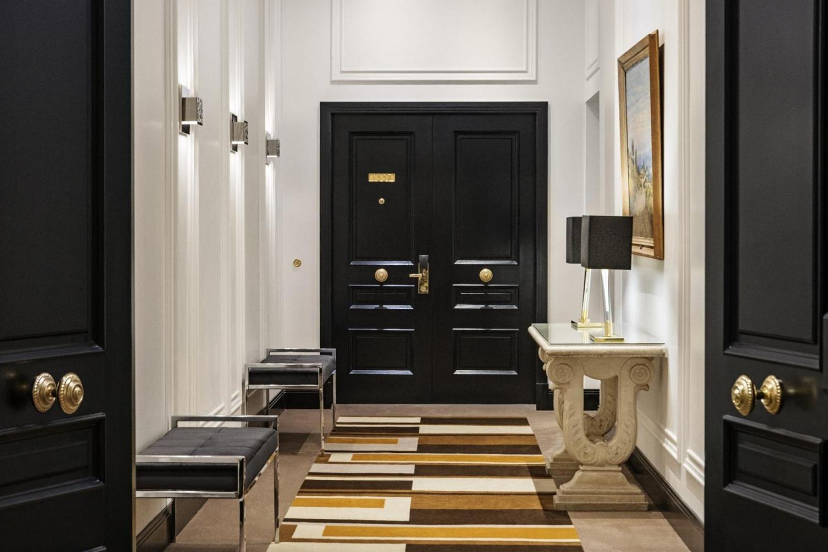 King Suite with Balcony