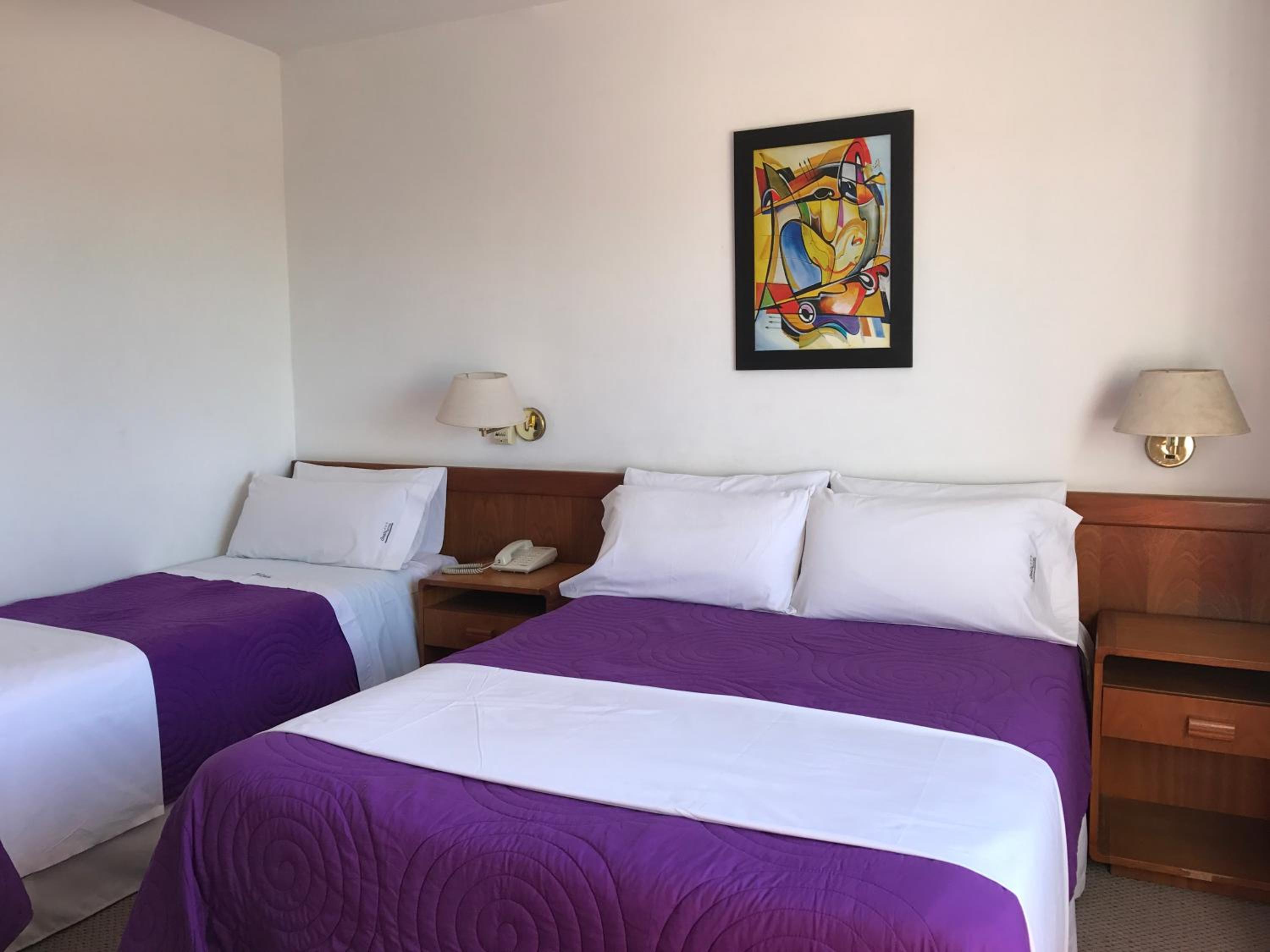 Triple Room with Side Beach View photo 3