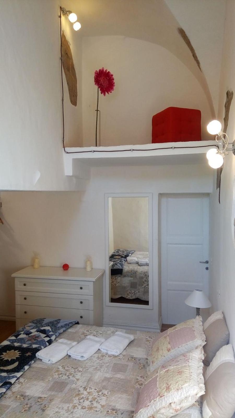 Two-Bedroom Apartment - Photo 20