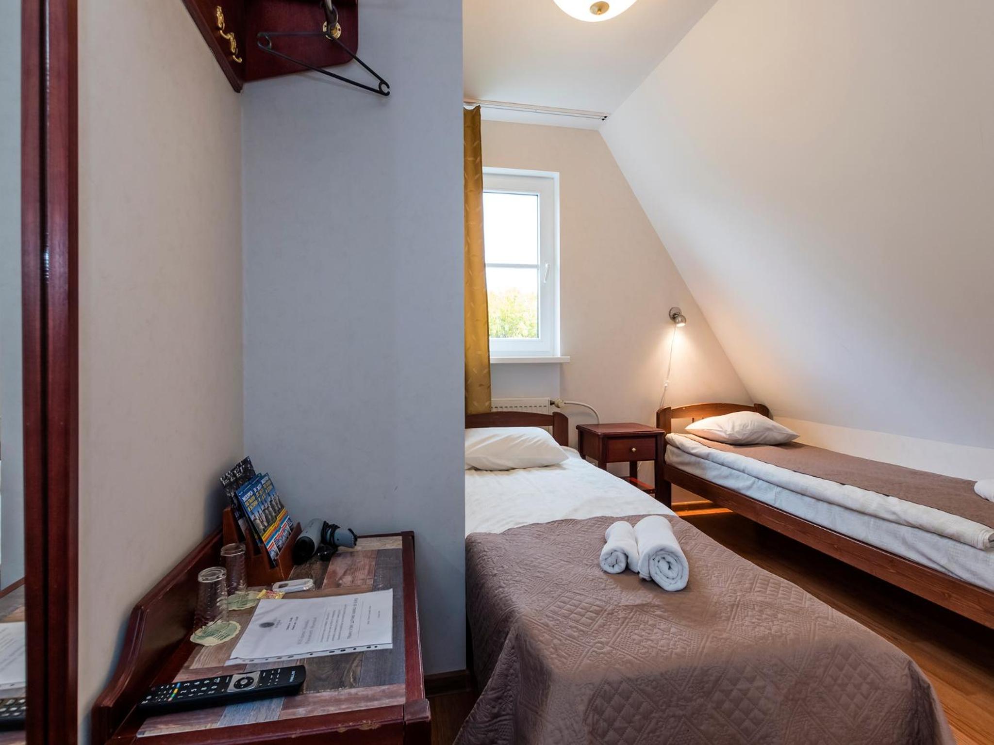 Twin Room With Private Shower