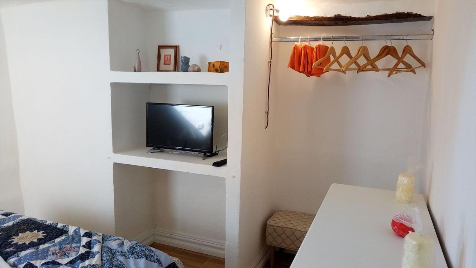 Two-Bedroom Apartment - Photo 19