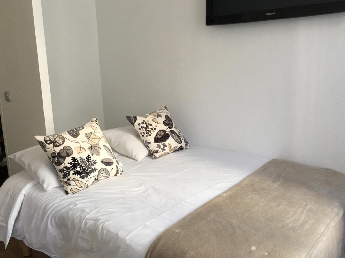 Studio Apartment photo 1