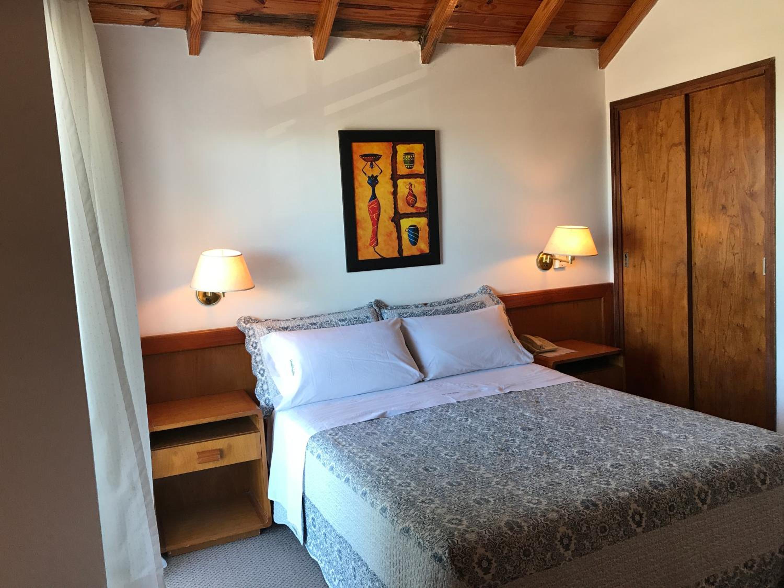 Deluxe Double Room with Balcony and Sea View photo 3