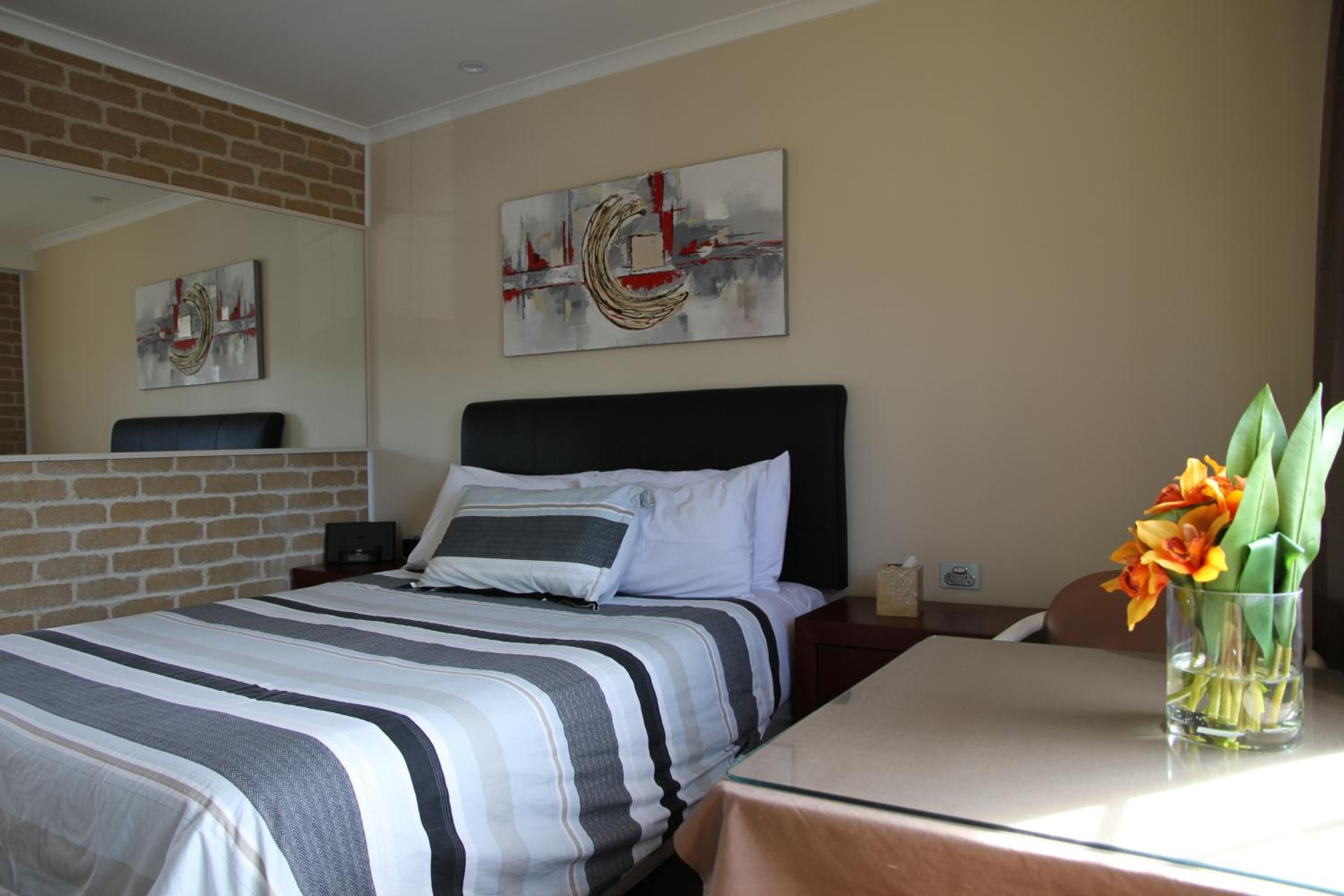 Single Room photo 3